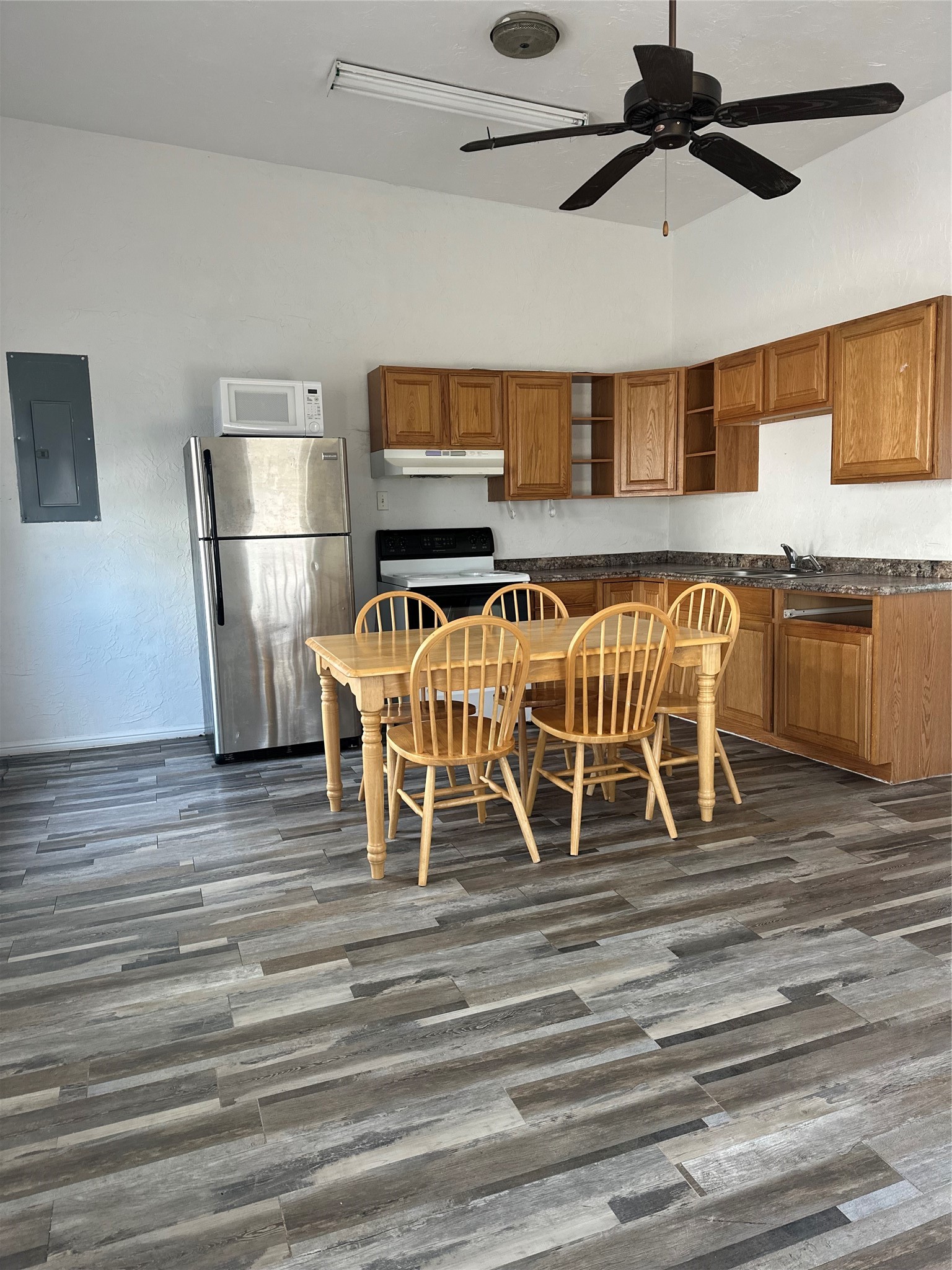 3752 Mambrino Highway Granbury TX 76048