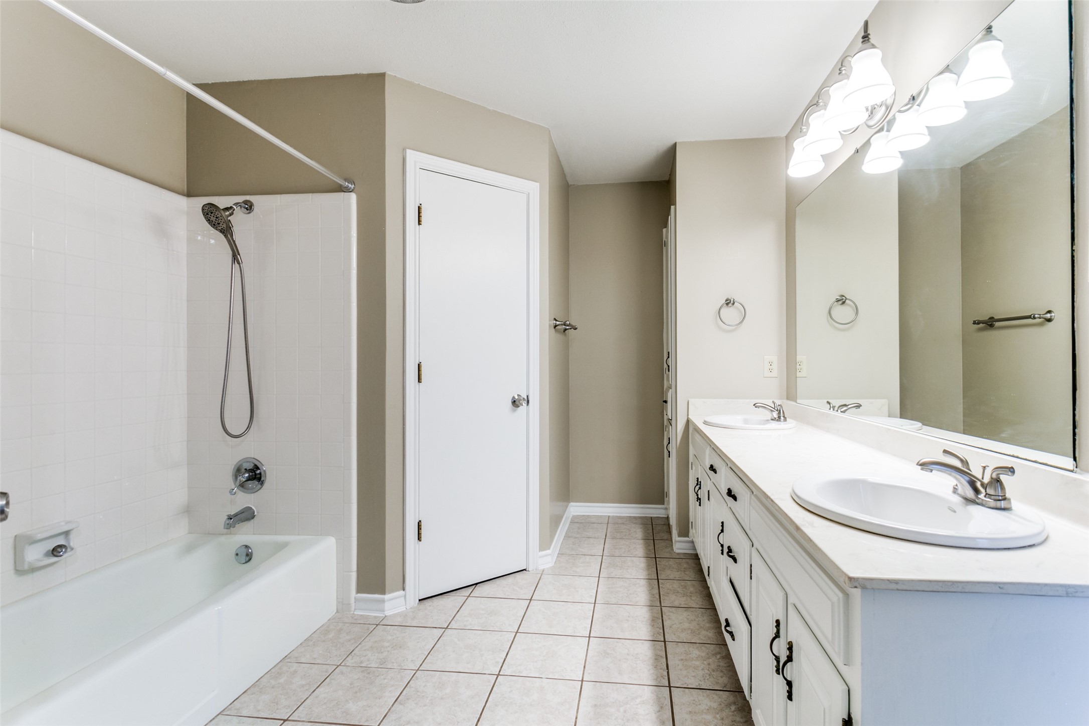 3055 Panhandle Drive Grapevine TX 76051