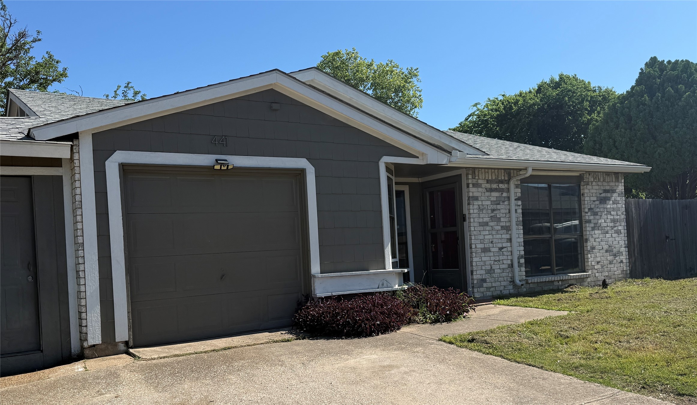 441 S Highland Drive Cedar Hill TX 75104