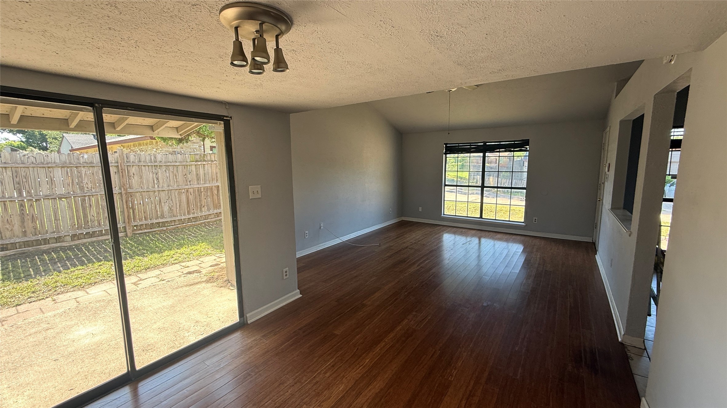 441 S Highland Drive Cedar Hill TX 75104