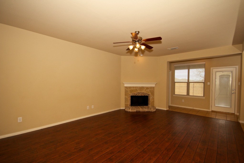 404 Hummingbird Drive Little Elm TX 75068