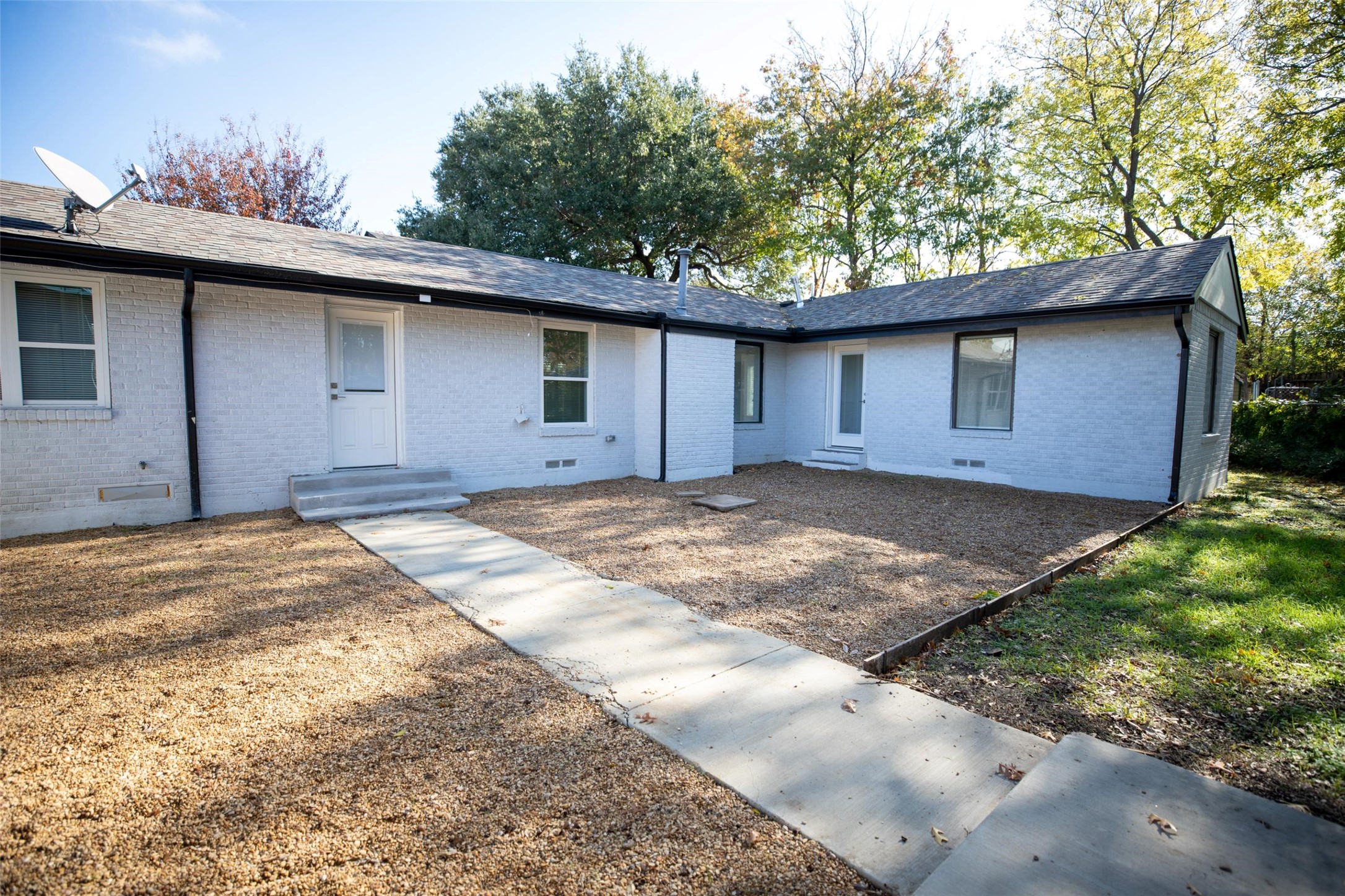 9857 Carnegie Place Dallas TX 75228