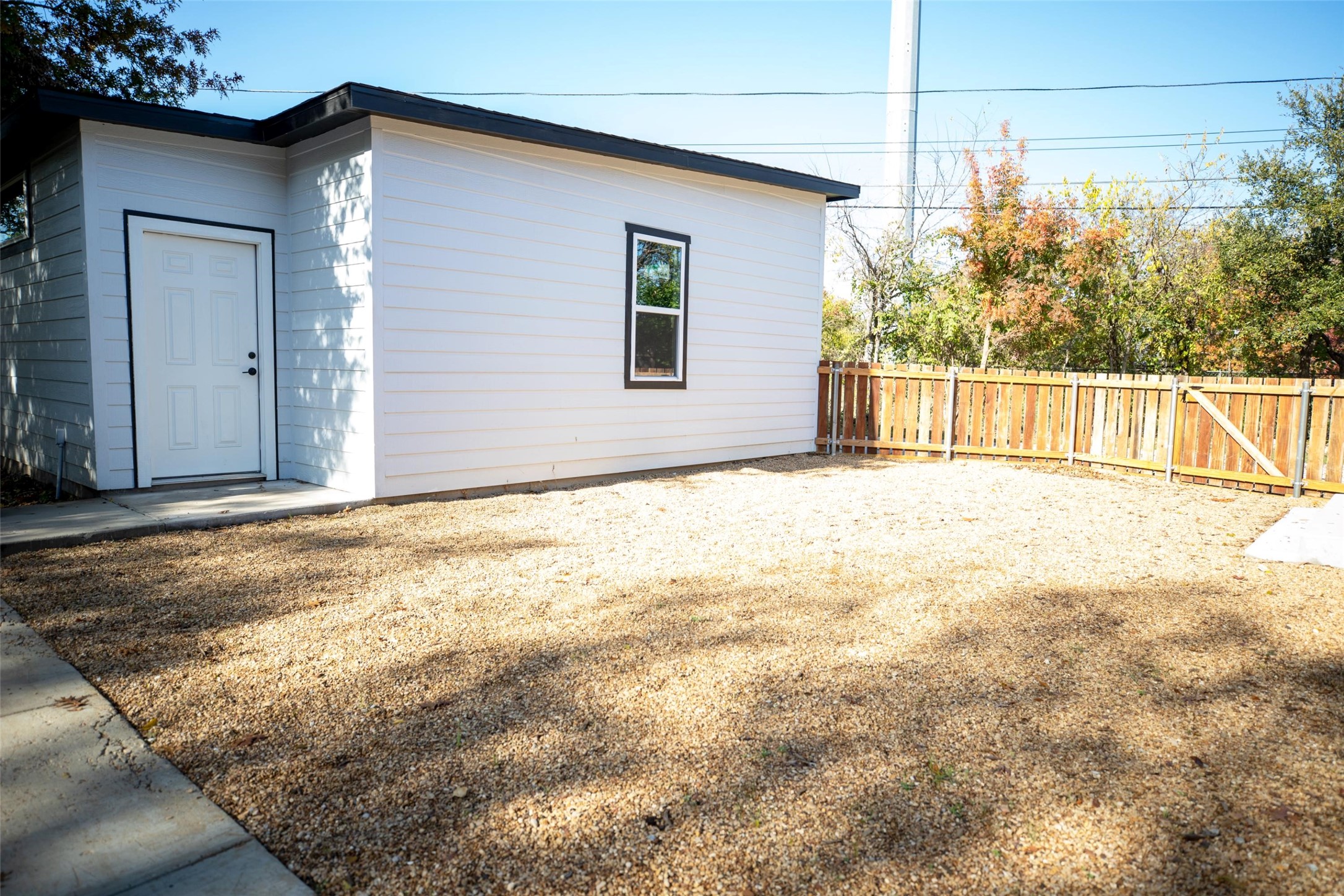 9857 Carnegie Place Dallas TX 75228
