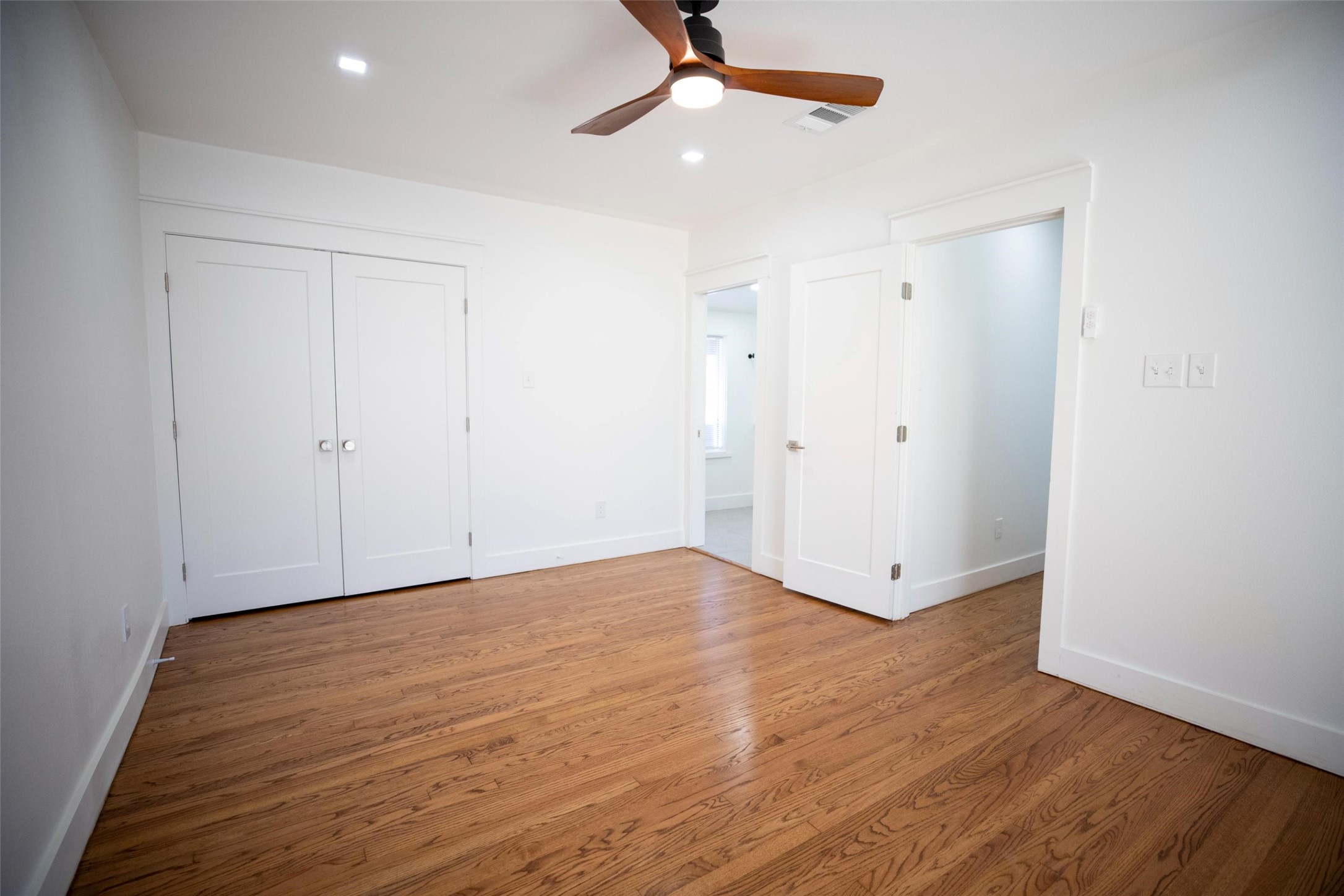9857 Carnegie Place Dallas TX 75228