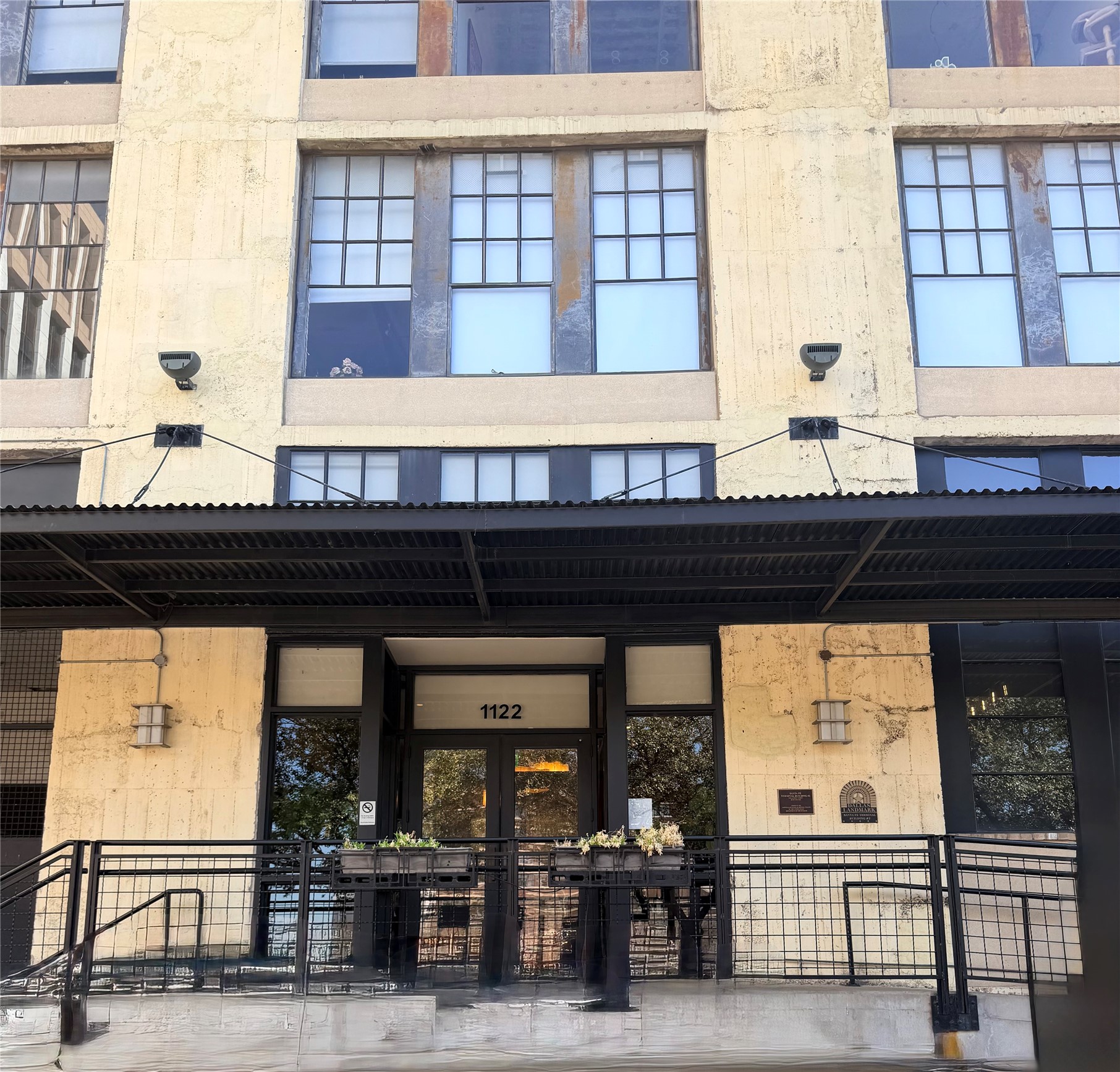 1122 Jackson Street Dallas TX 75202