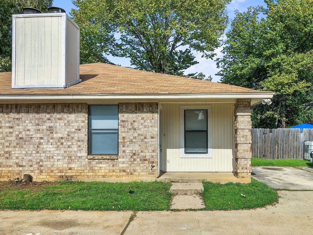 821 N Mesquite Street Arlington TX 76011
