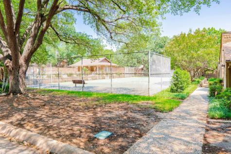 616 Placid Circle Arlington TX 76012