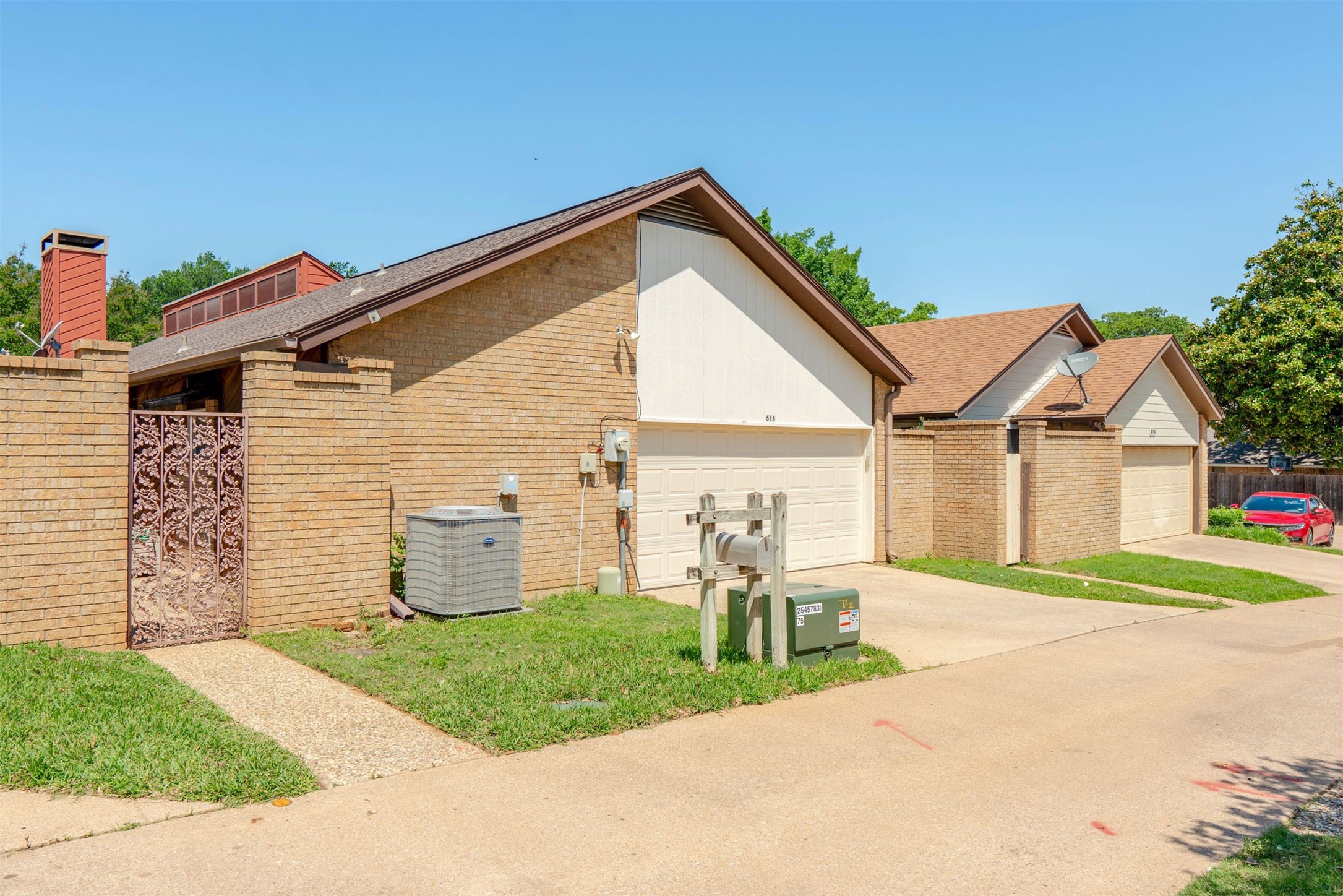 616 Placid Circle Arlington TX 76012