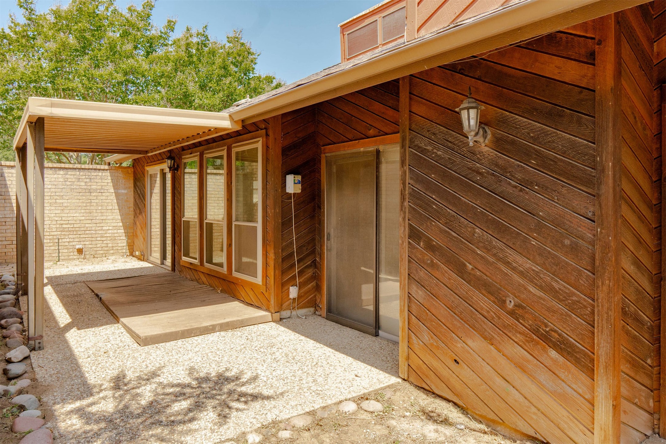 616 Placid Circle Arlington TX 76012