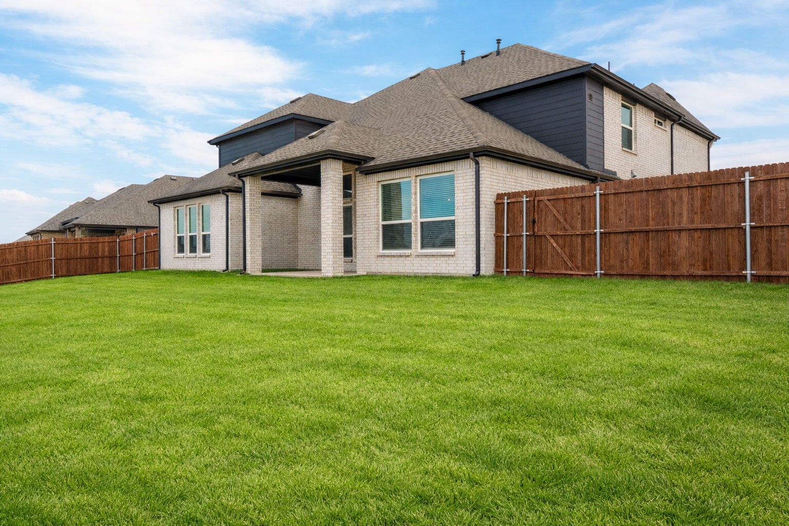 1817 Hidden Creek Drive Midlothian TX 76065