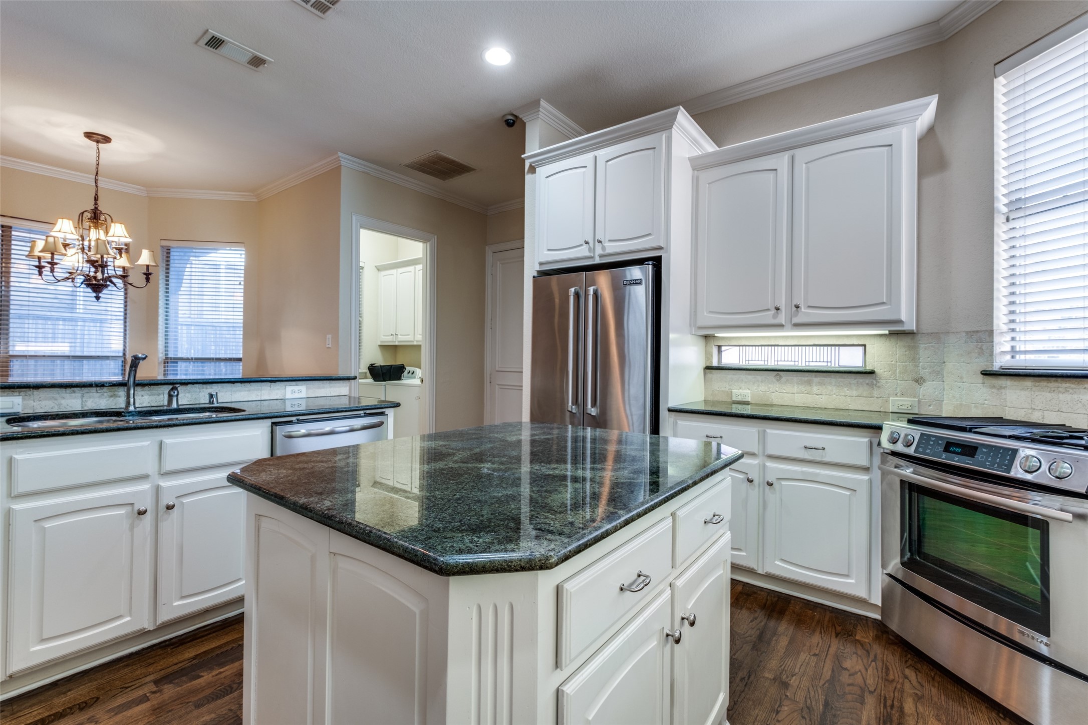 5132 Miller Avenue Dallas TX 75206