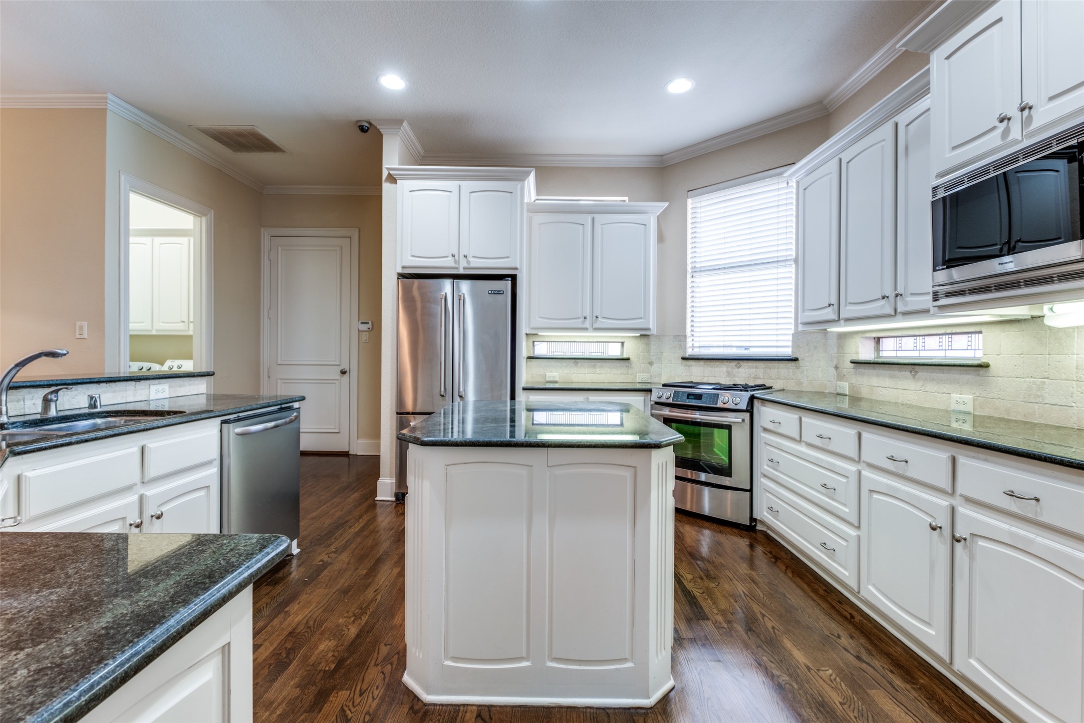 5132 Miller Avenue Dallas TX 75206