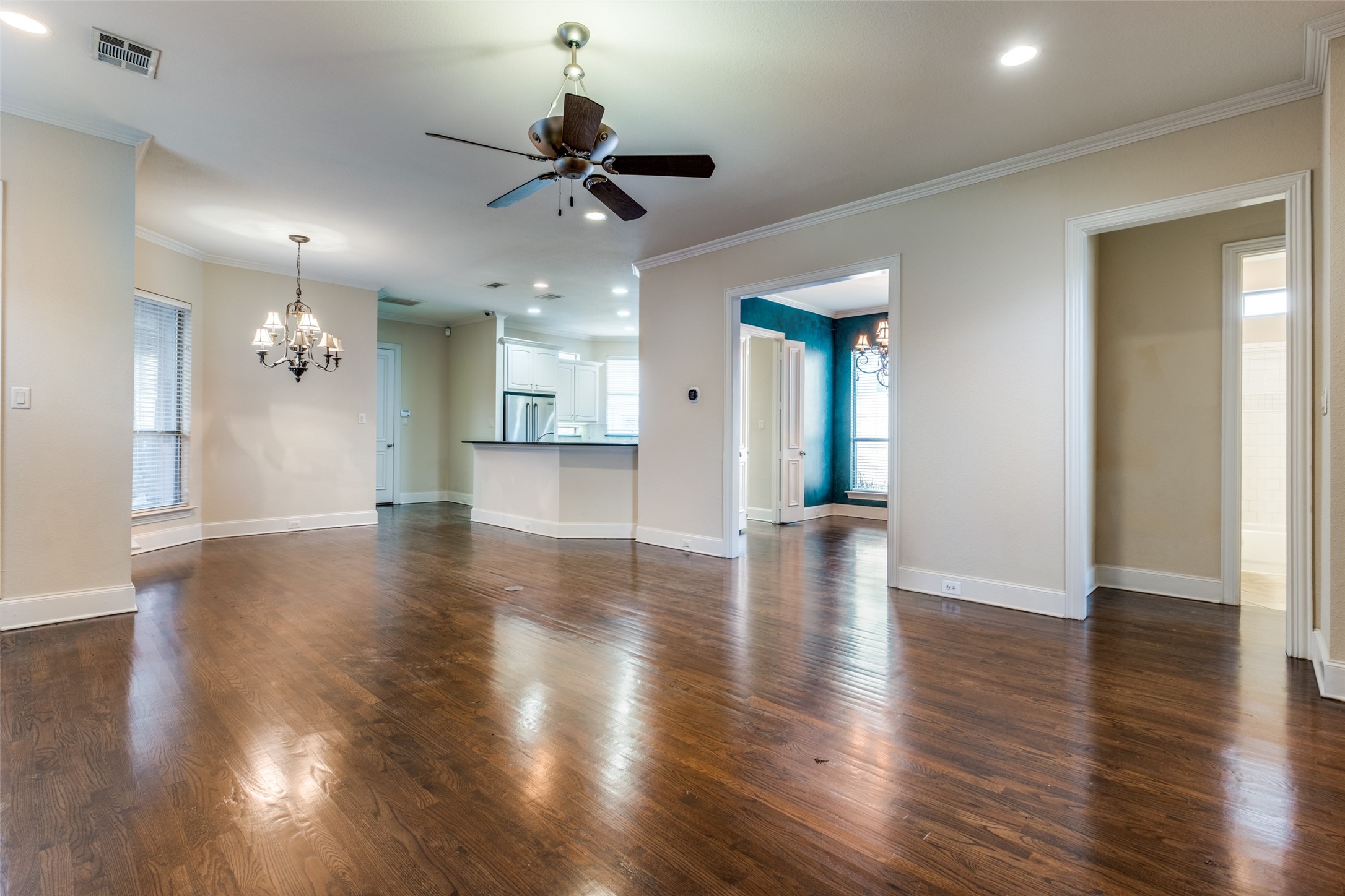 5132 Miller Avenue Dallas TX 75206