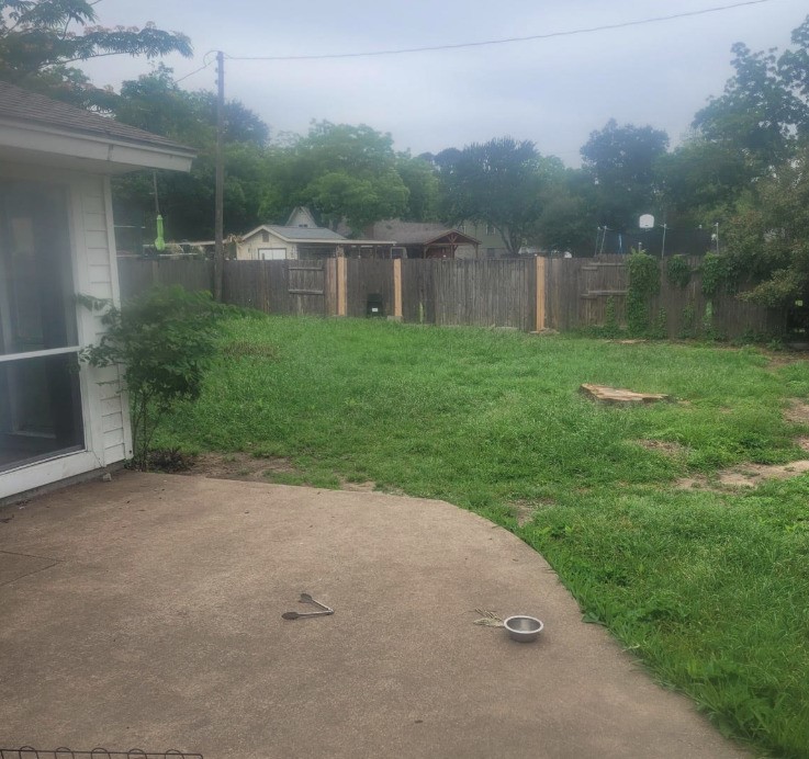 2018 S Center Street Arlington TX 76010