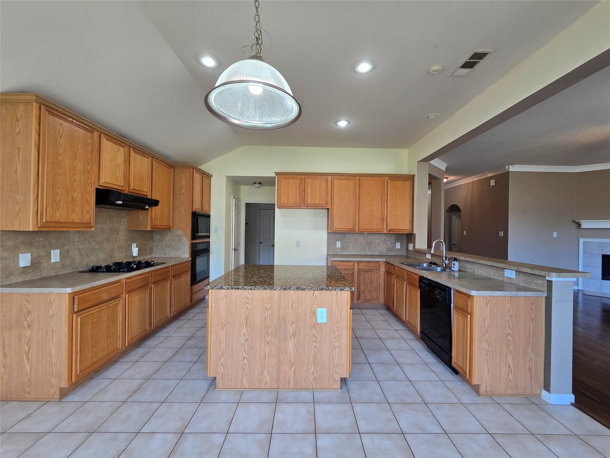 4100 Wildbriar Lane Mansfield TX 76063