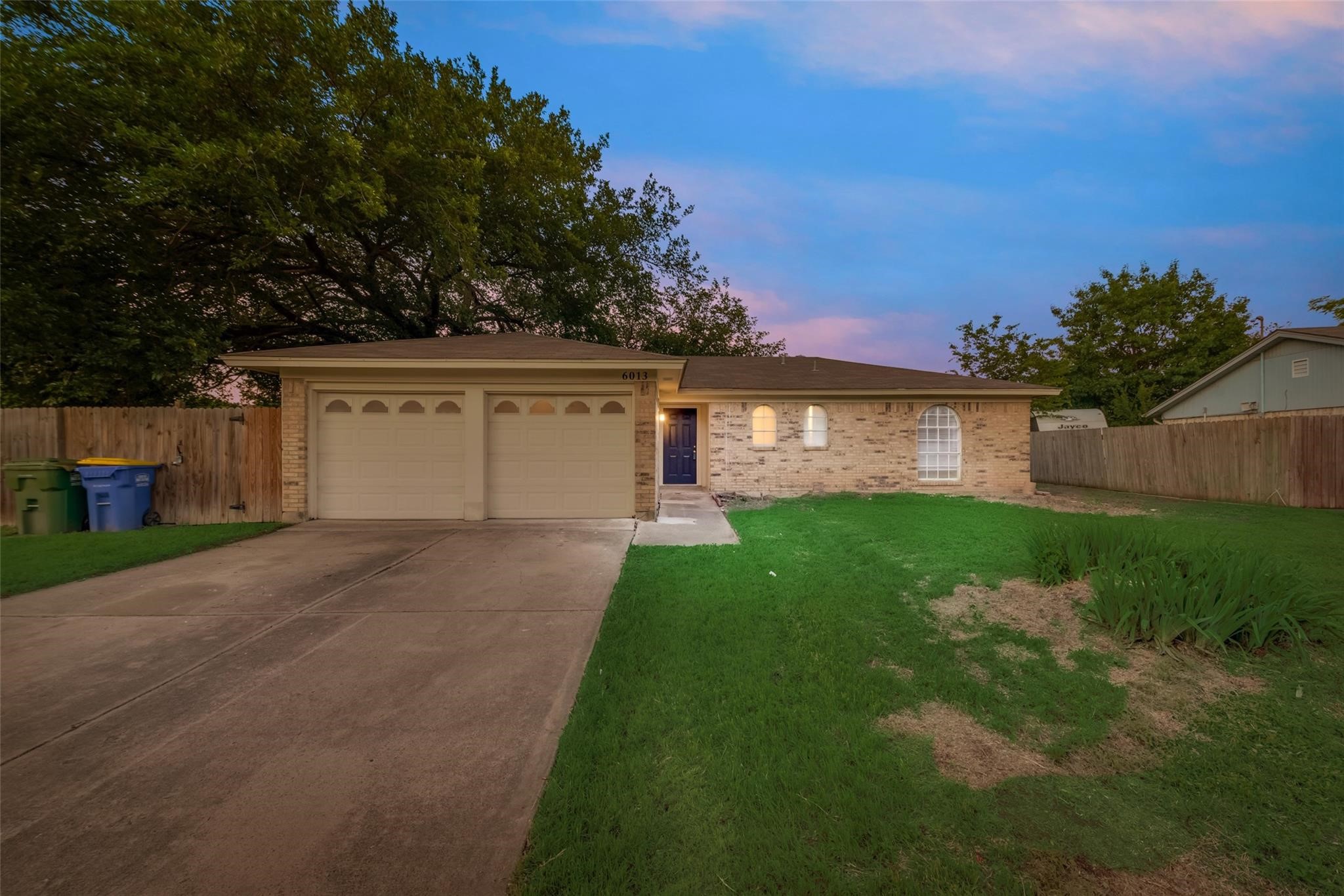 6013 Barry Drive Watauga TX 76148