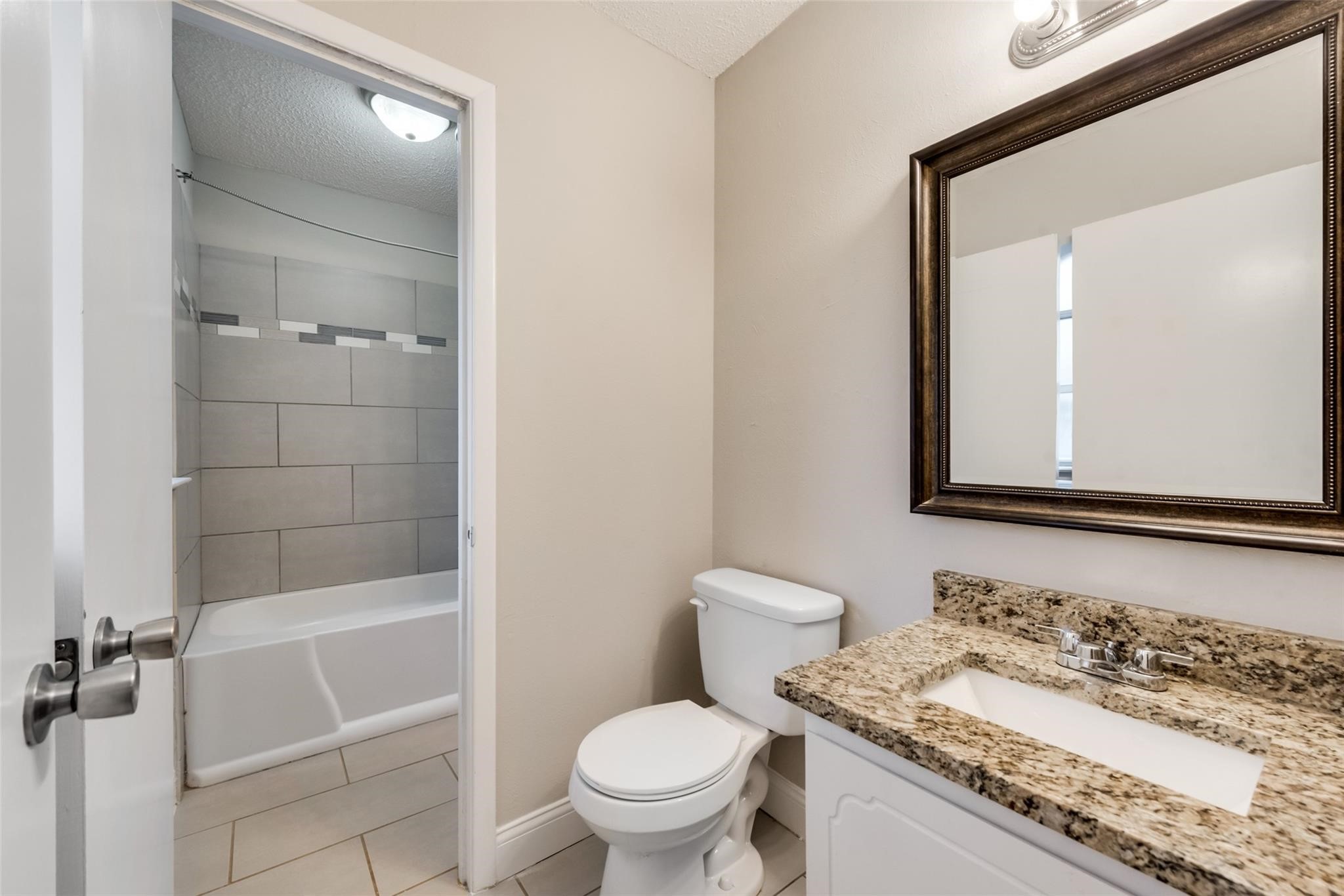 6013 Barry Drive Watauga TX 76148