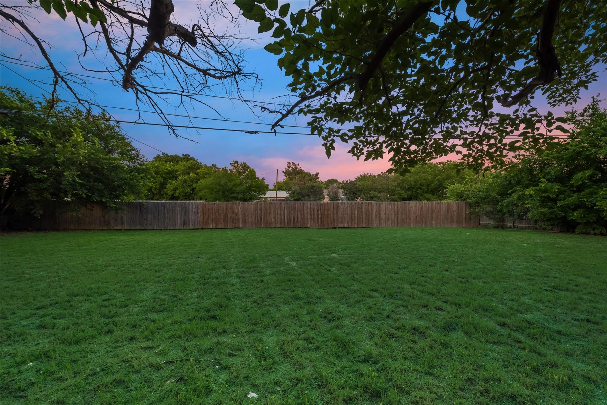 6013 Barry Drive Watauga TX 76148