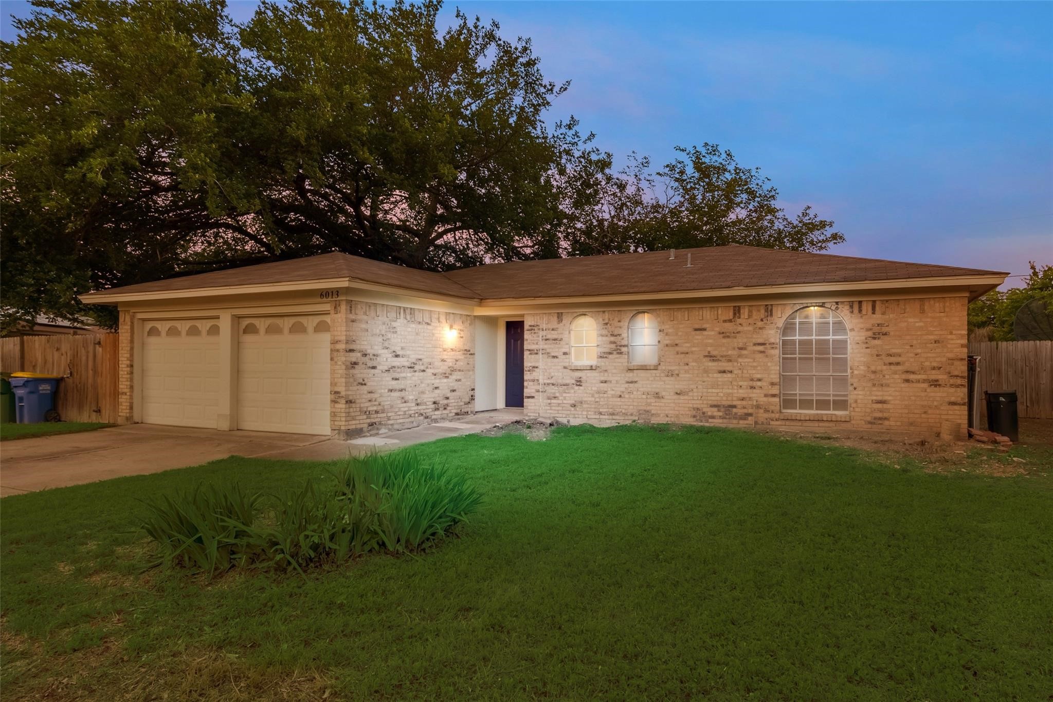 6013 Barry Drive Watauga TX 76148