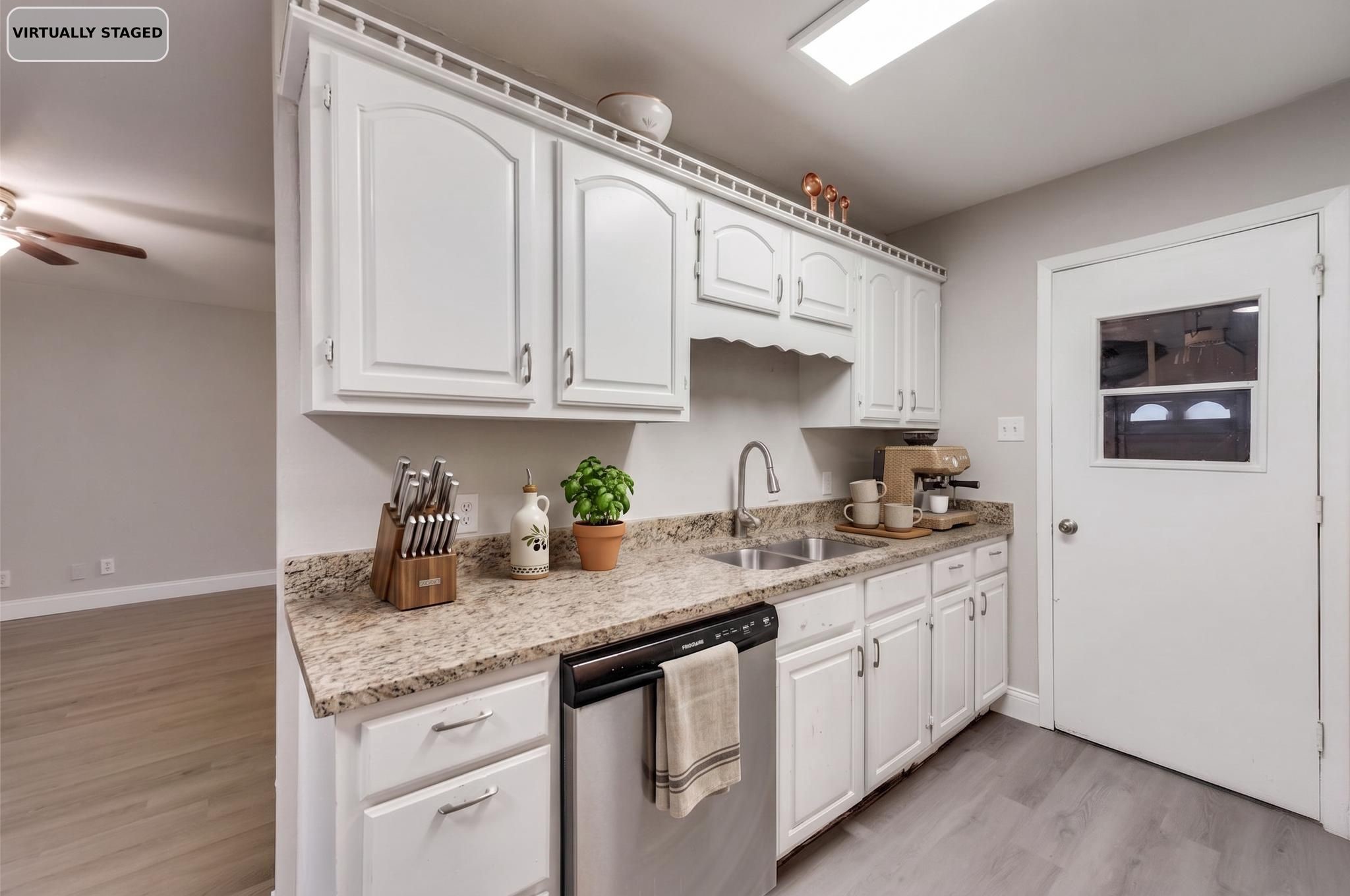 6013 Barry Drive Watauga TX 76148