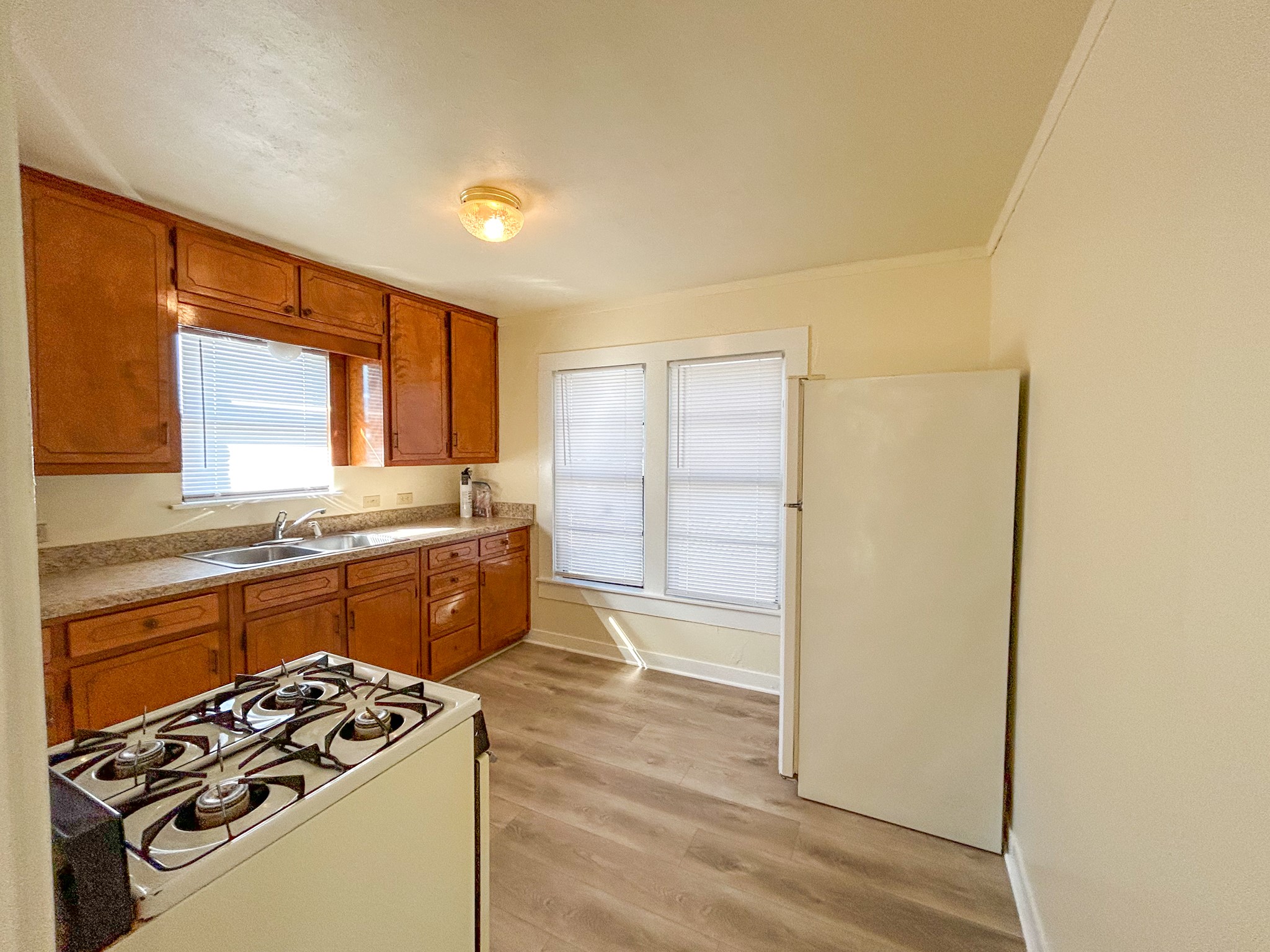 104 E Shoemaker Decatur TX 76234