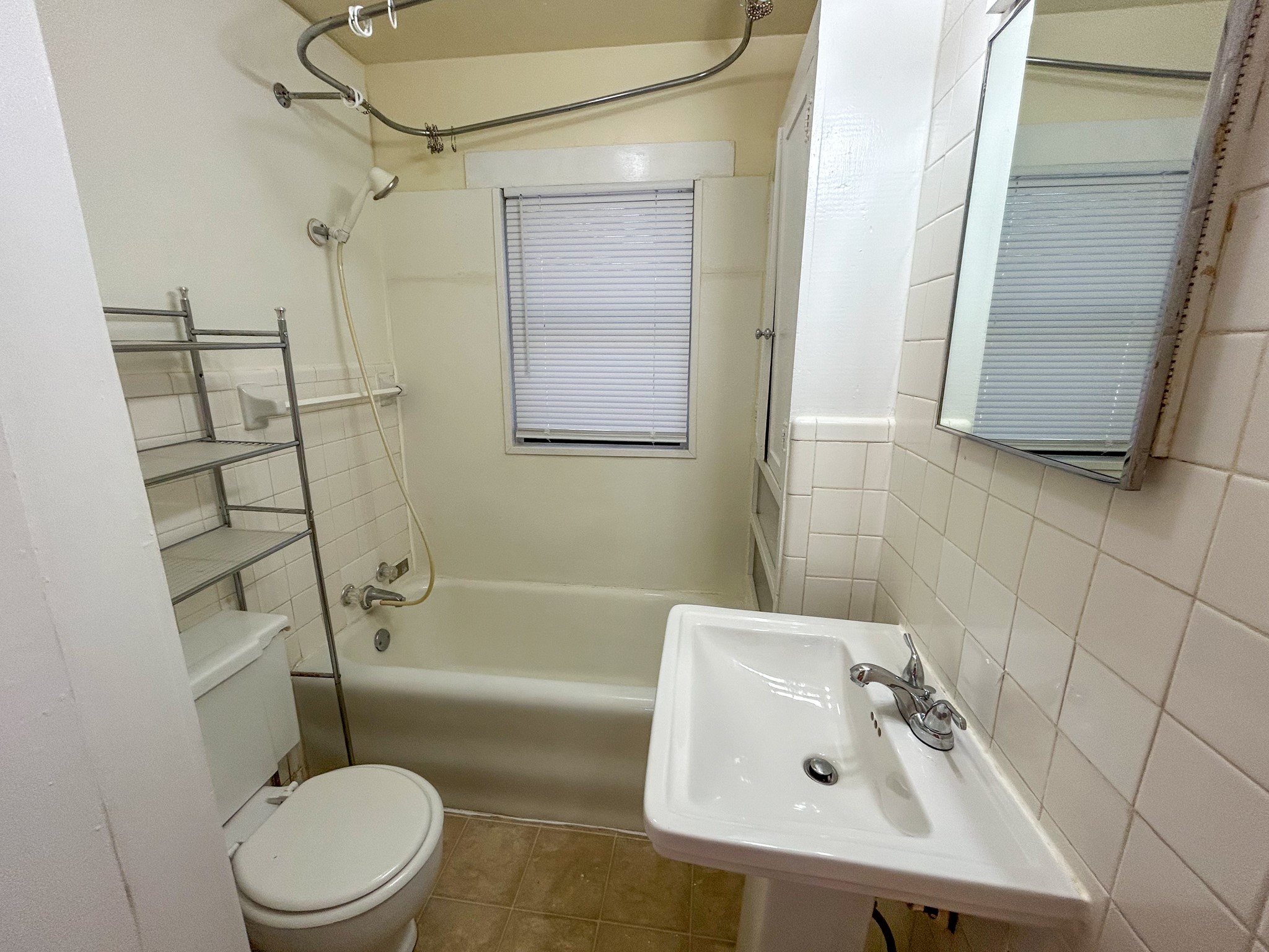 104 E Shoemaker Decatur TX 76234