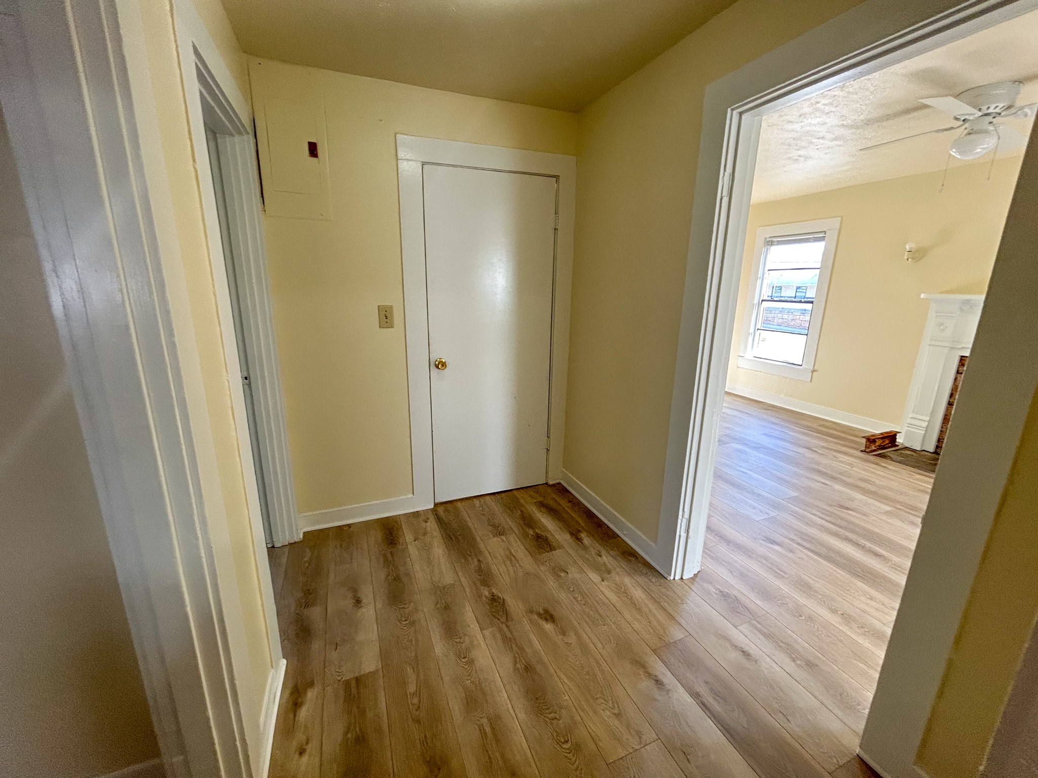 104 E Shoemaker Decatur TX 76234