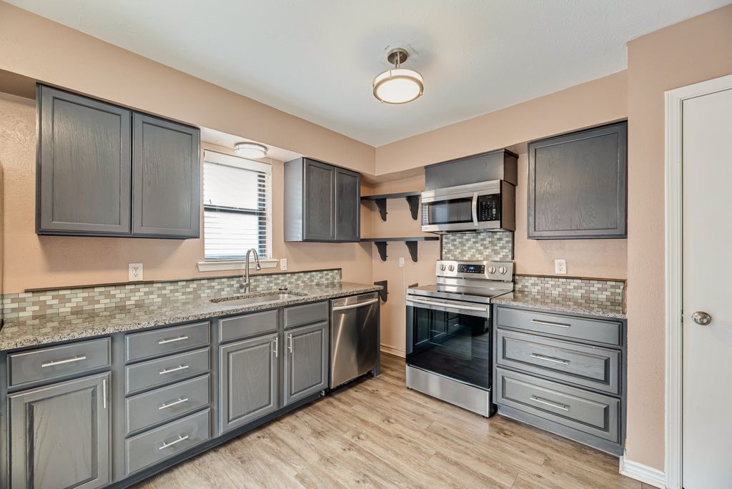 2203 Salem Drive Carrollton TX 75006