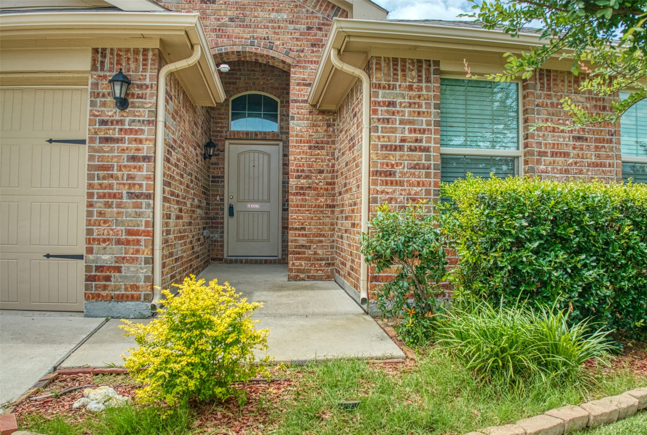 744 Walls Boulevard Crowley TX 76036