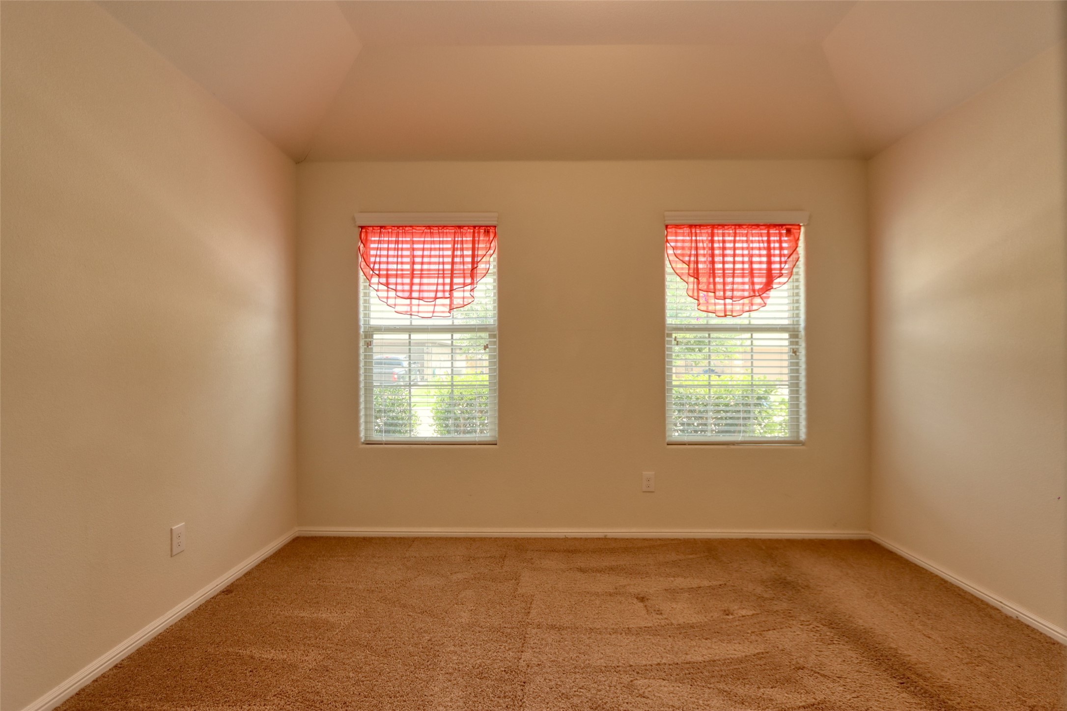 744 Walls Boulevard Crowley TX 76036