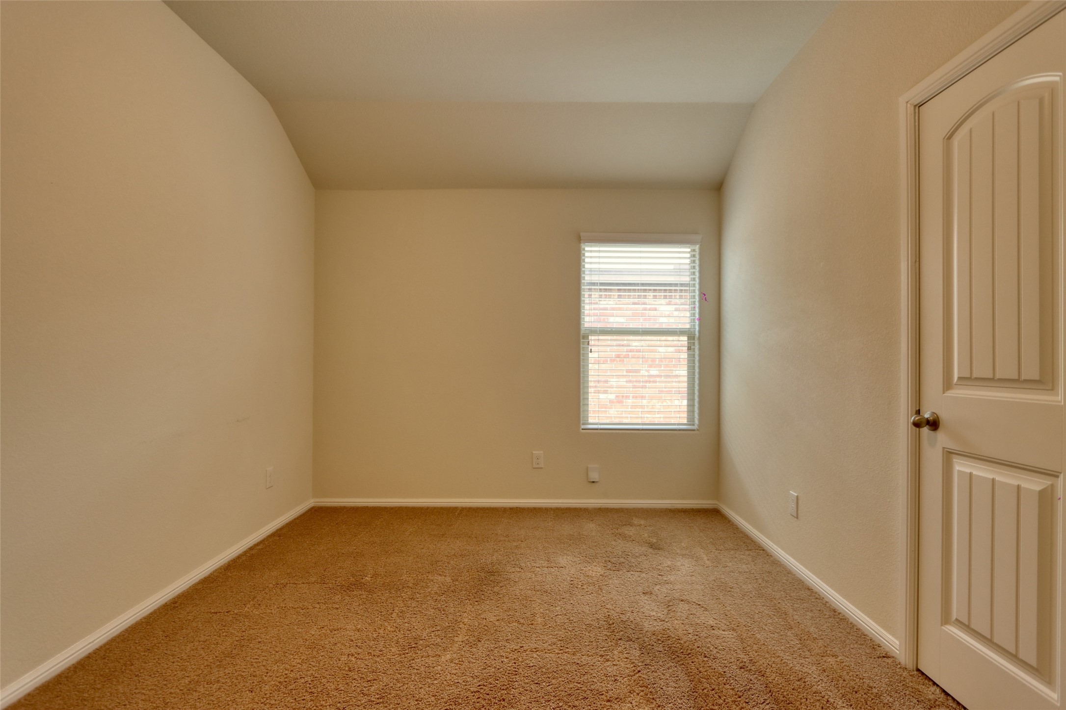 744 Walls Boulevard Crowley TX 76036
