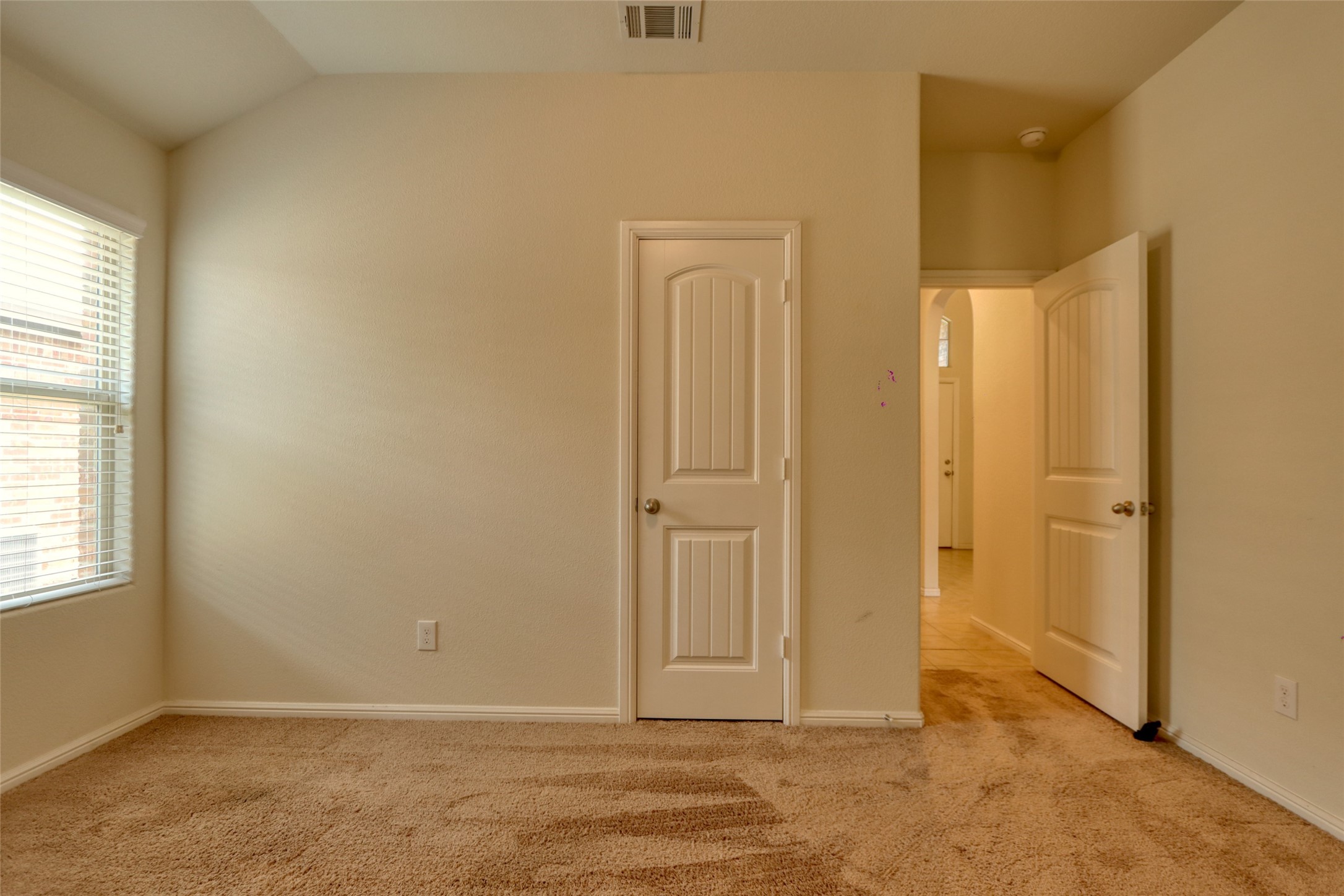 744 Walls Boulevard Crowley TX 76036