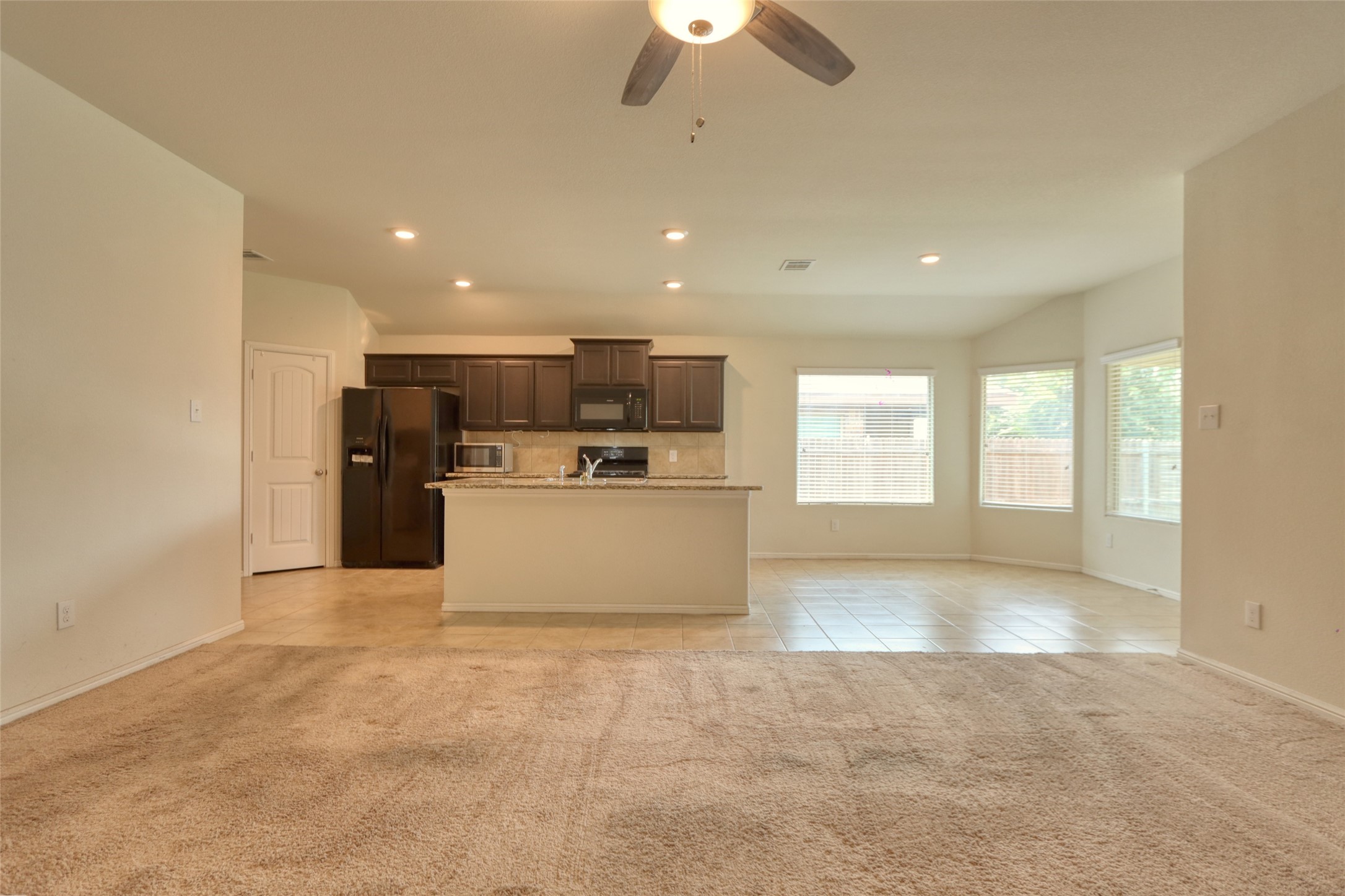 744 Walls Boulevard Crowley TX 76036