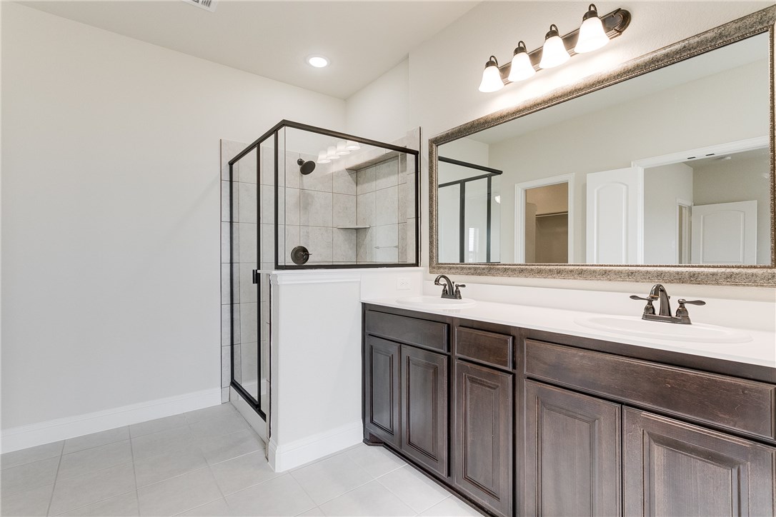 601 Beechwood Drive Greenville TX 75402