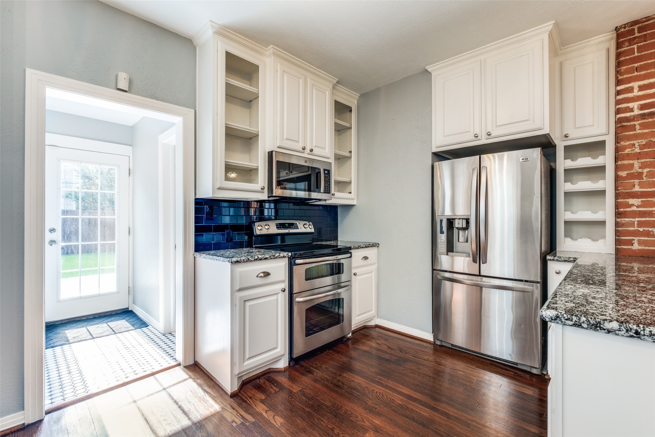 5042 Airline Road Highland Park TX 75205