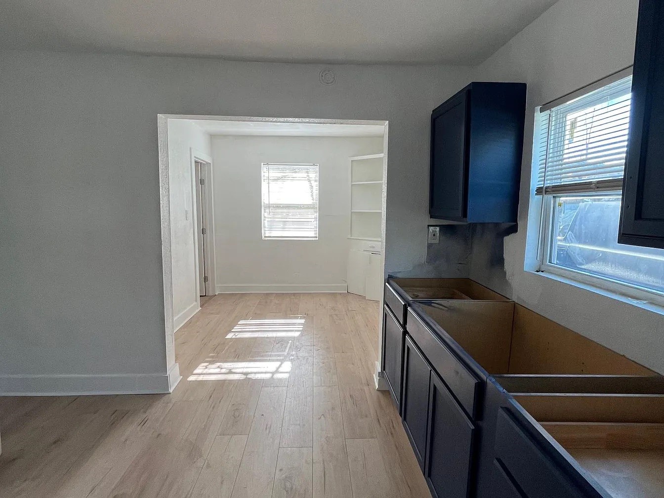 3711 Guaranty Street Dallas TX 75215