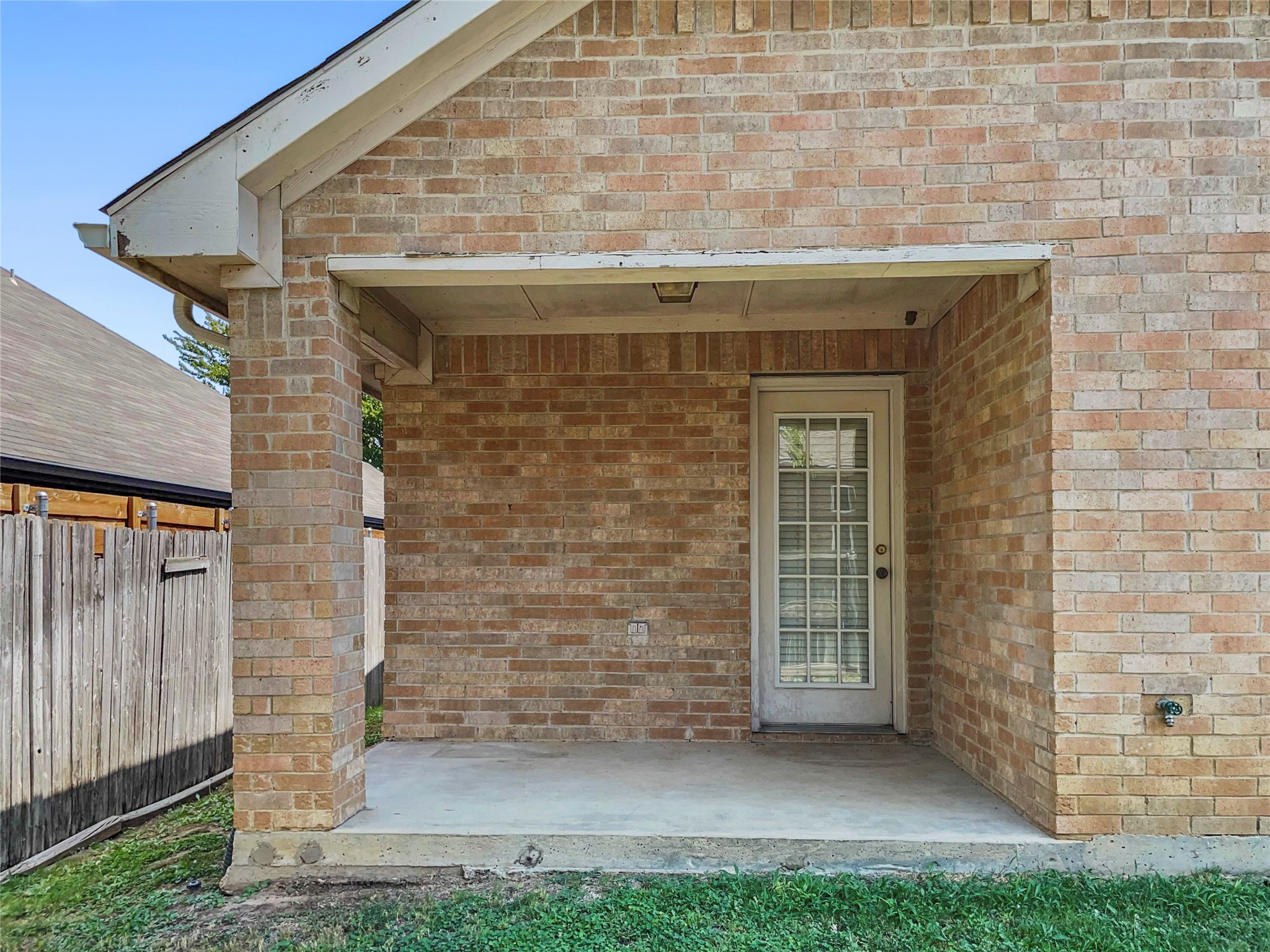 6220 Reddenson Drive Fort Worth TX 76132