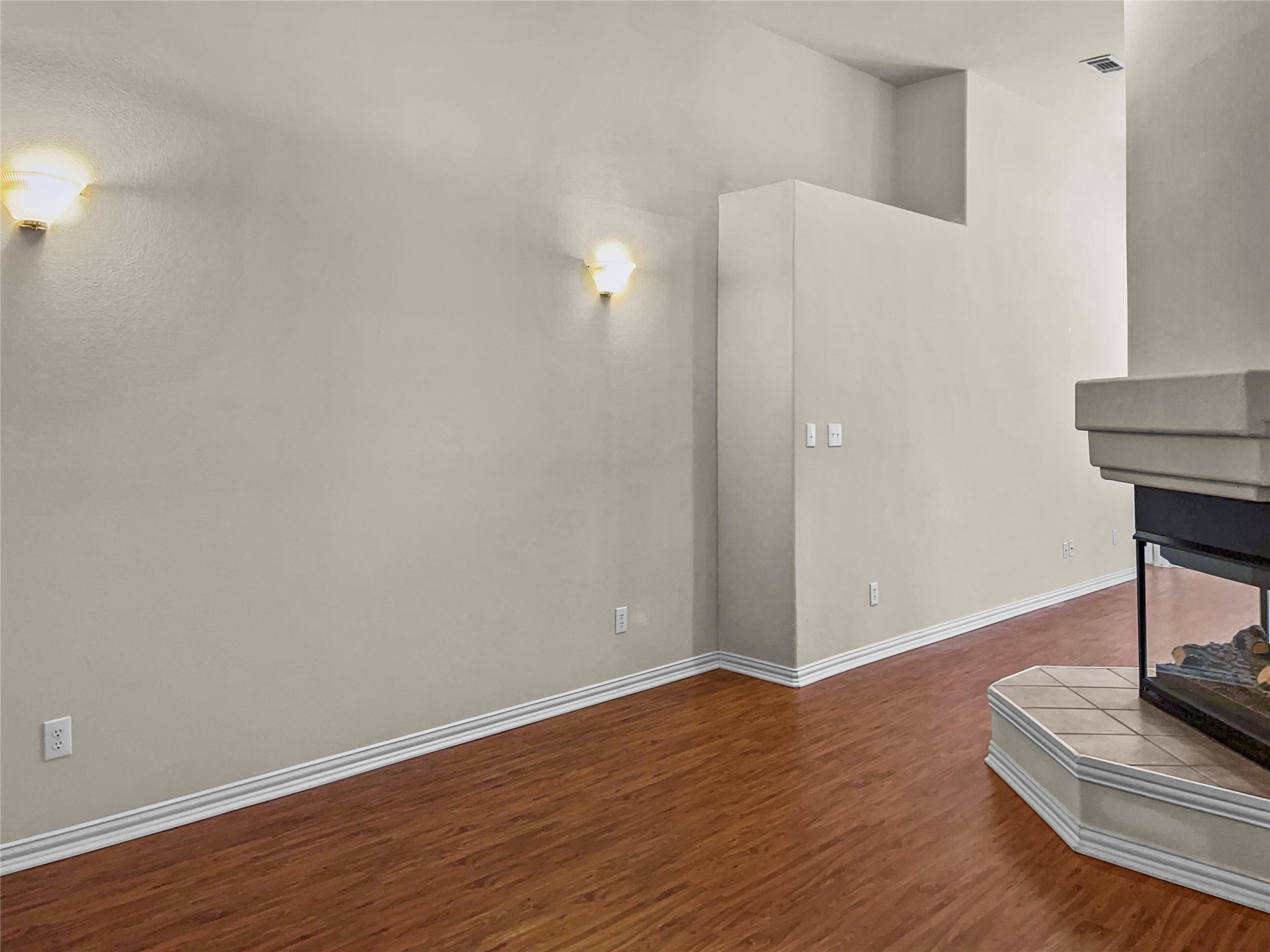 6220 Reddenson Drive Fort Worth TX 76132