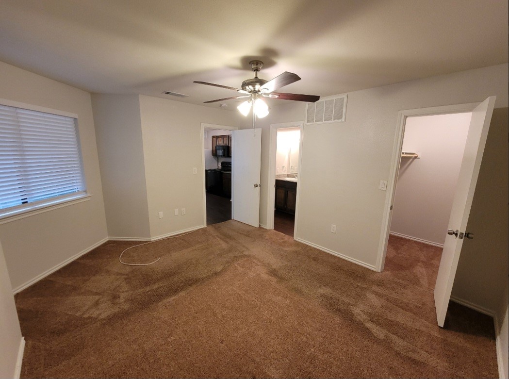 9837 Walnut Street Dallas TX 75243