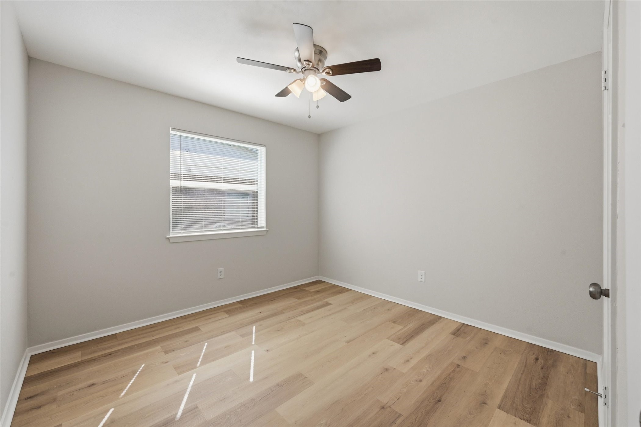 3833 Finley Road Irving TX 75062