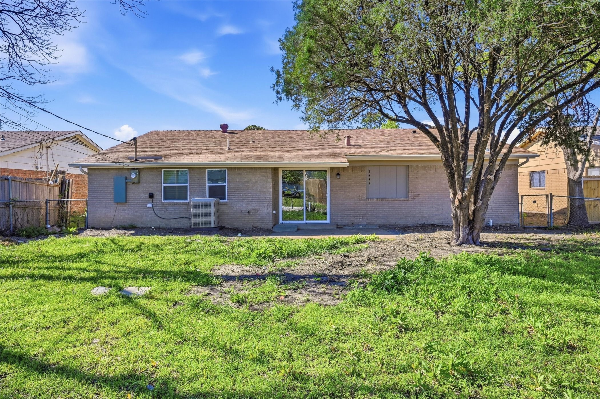 3833 Finley Road Irving TX 75062