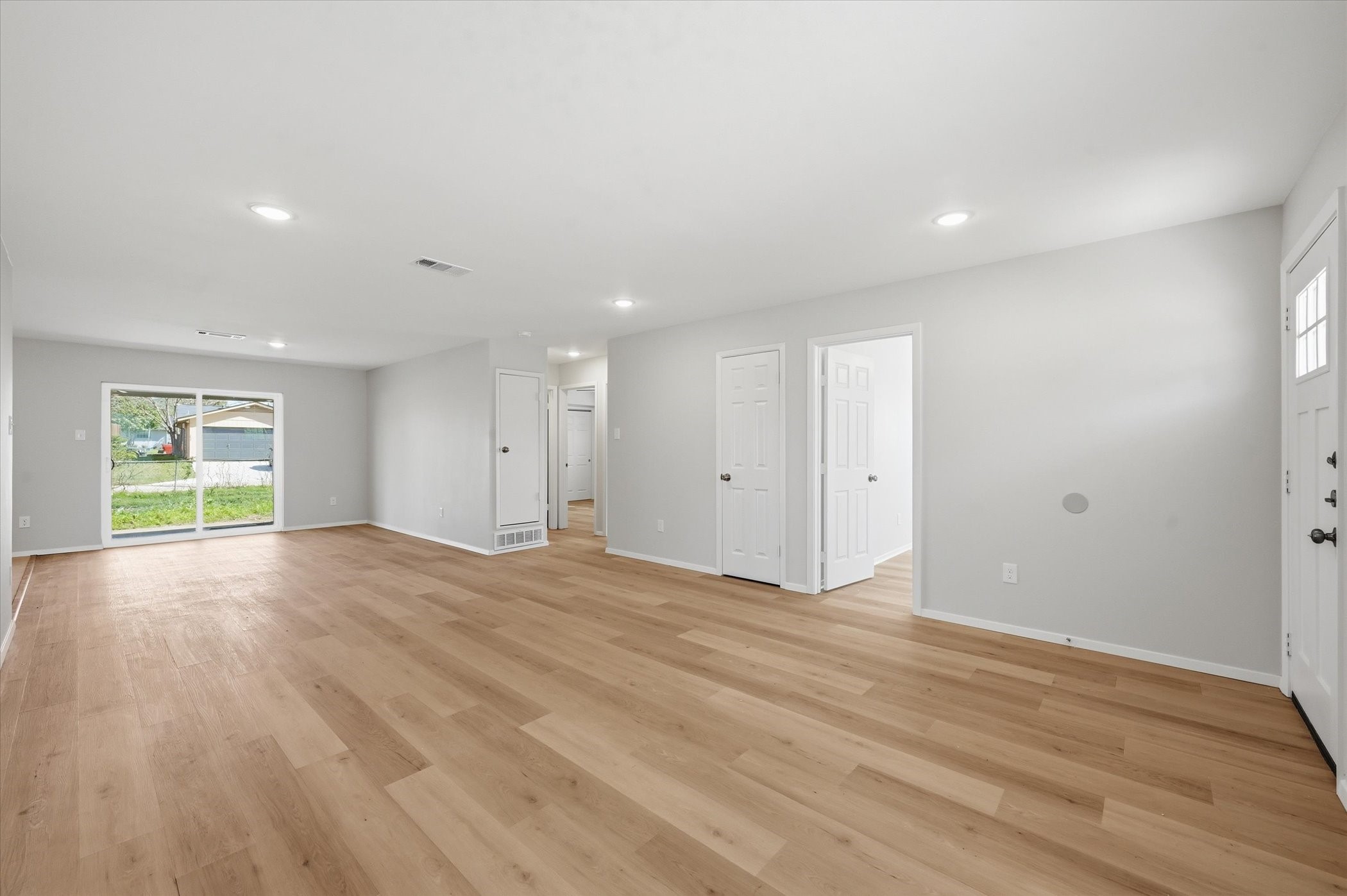 3833 Finley Road Irving TX 75062