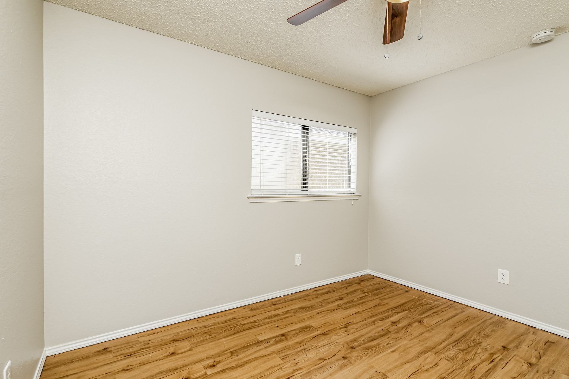 2661 Claremont Drive Grand Prairie TX 75052