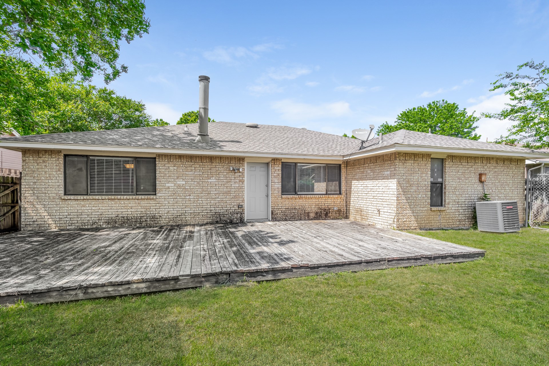 2661 Claremont Drive Grand Prairie TX 75052