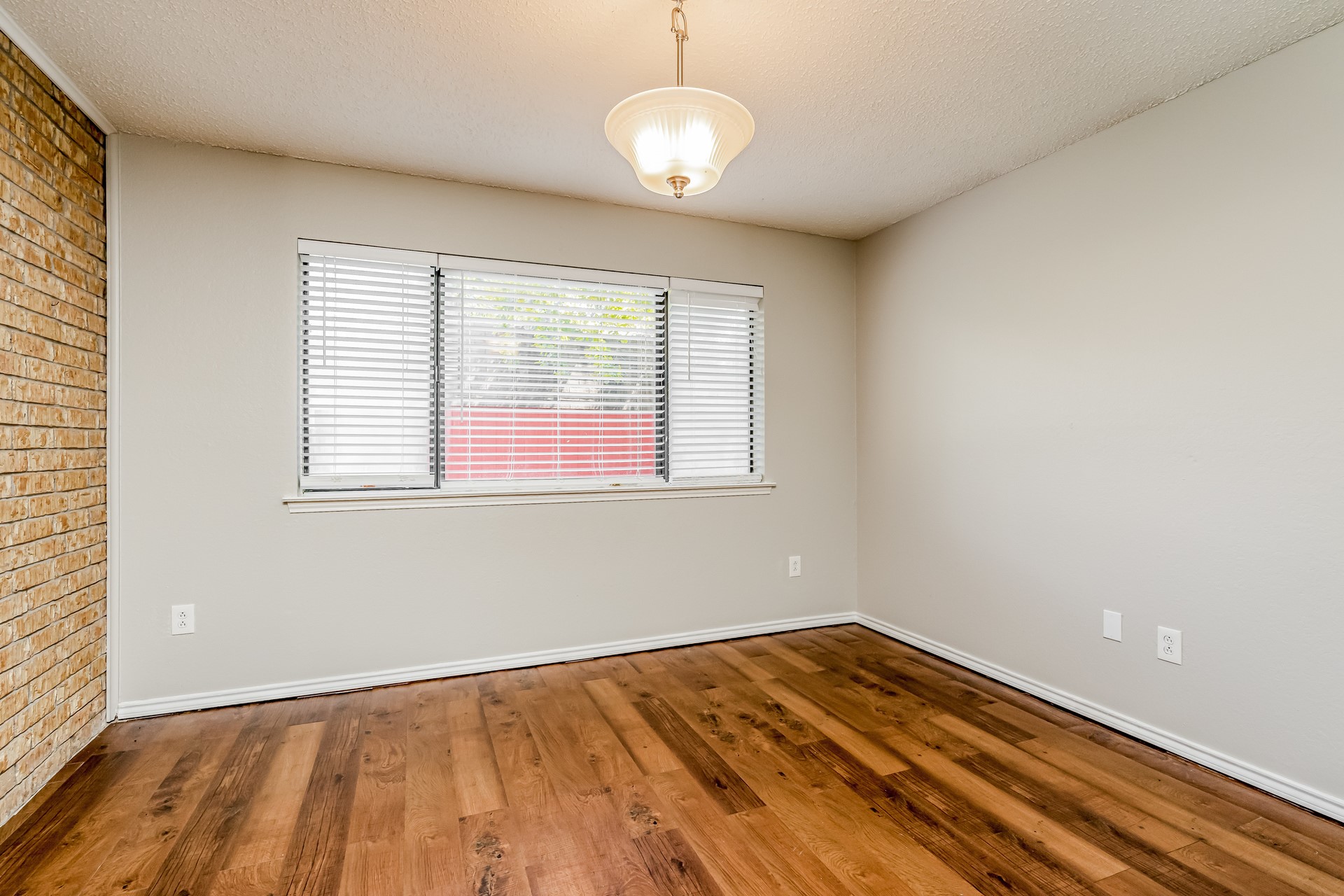 2661 Claremont Drive Grand Prairie TX 75052