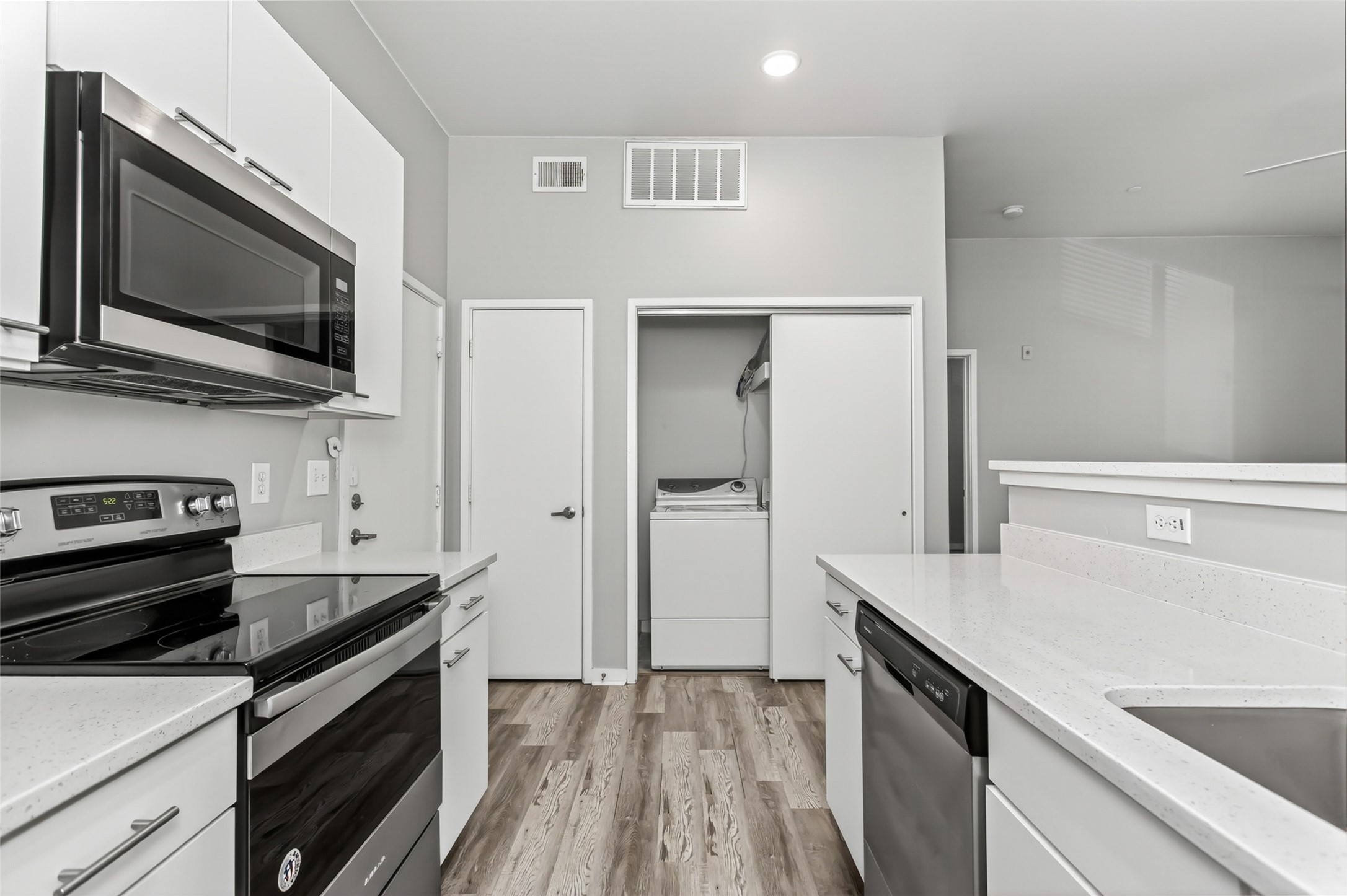3015 Bryan Street Dallas TX 75204