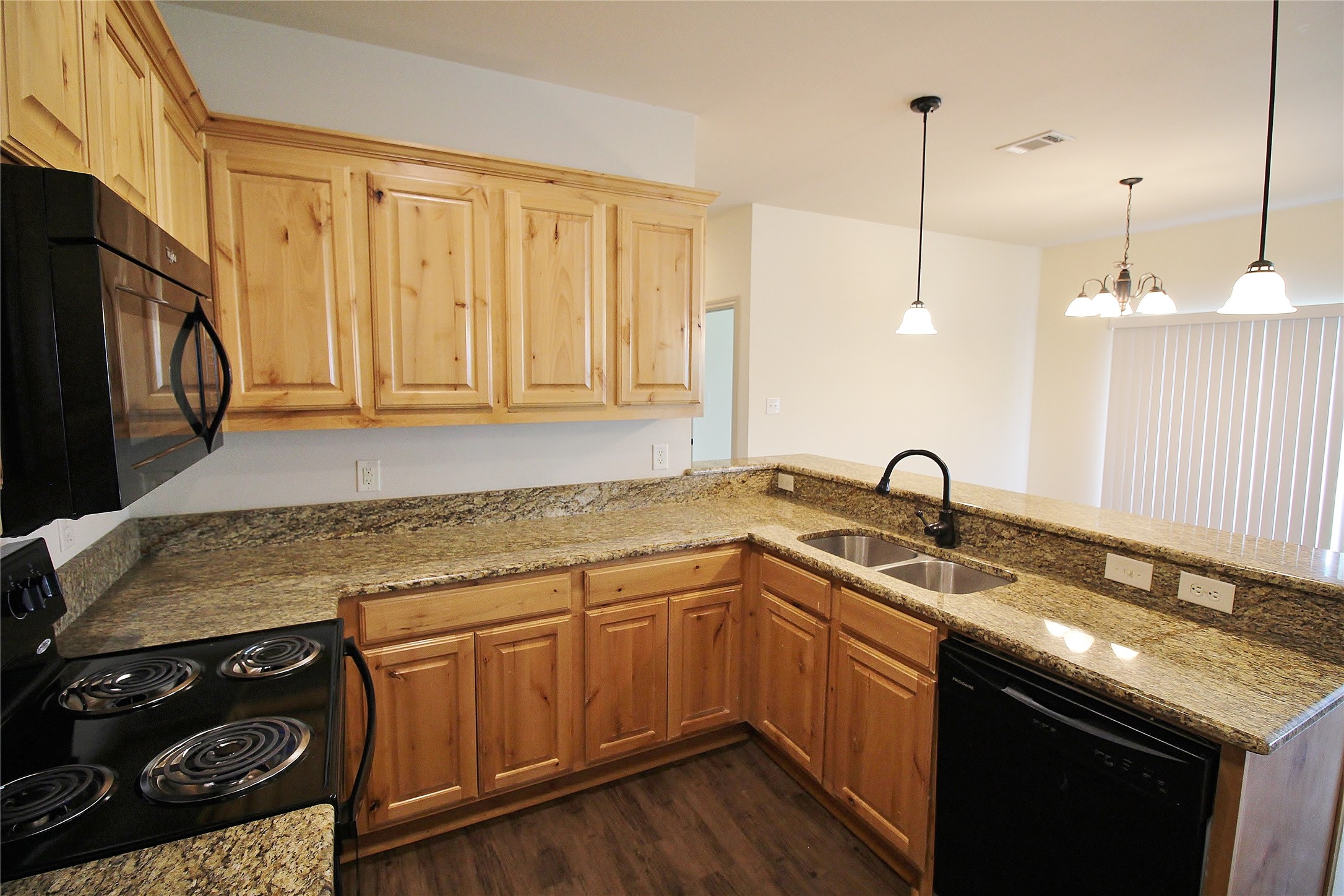 112 Bridle Court Mabank TX 75143