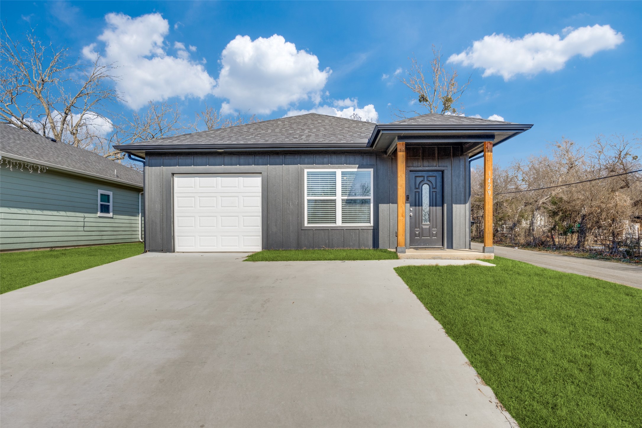 1429 E Odneal Street Sherman TX 75090