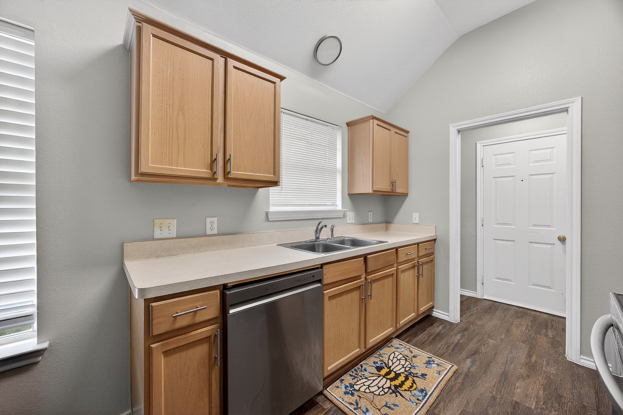 3205 Carverly Avenue Fort Worth TX 76119