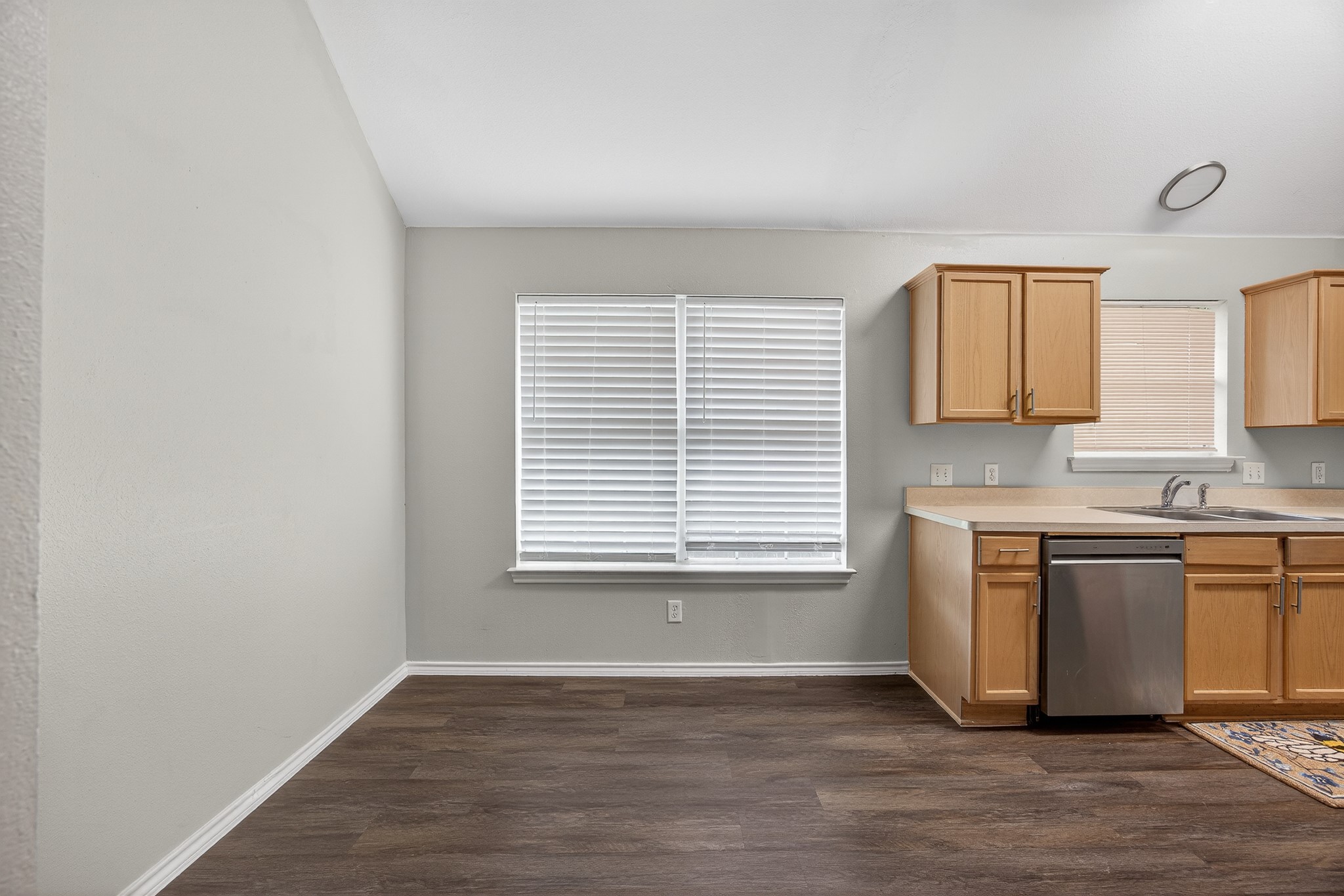 3205 Carverly Avenue Fort Worth TX 76119